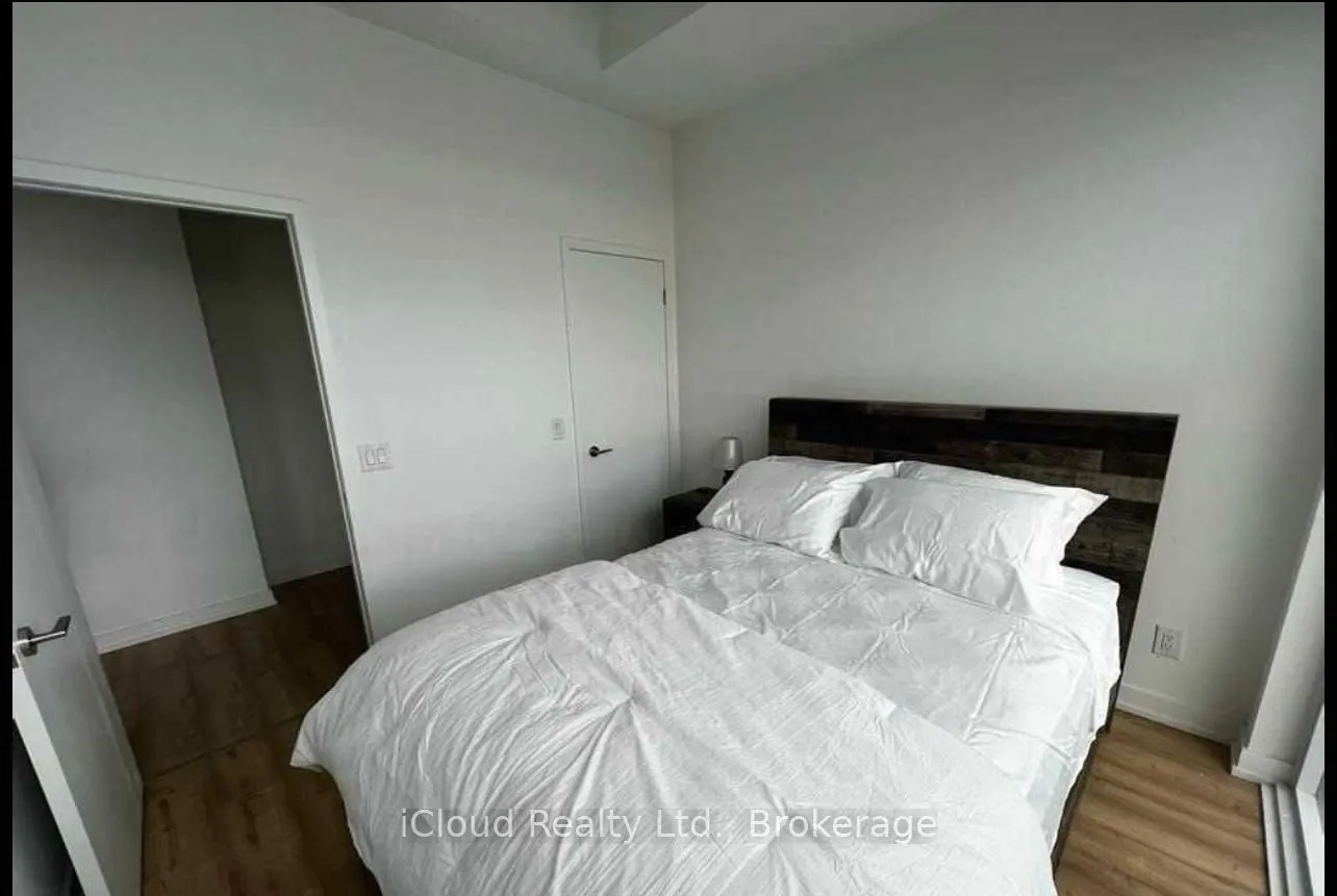 135 E Liberty ST Street, #LP10