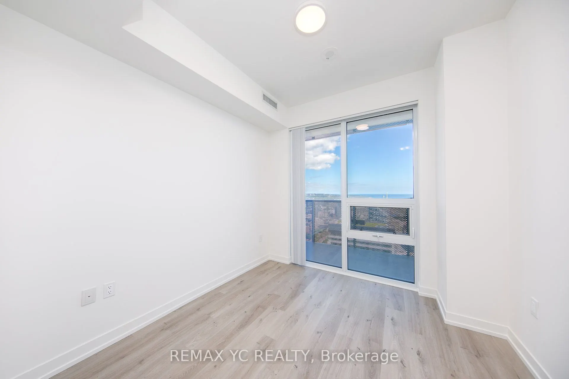 138 Downes Street, #6606