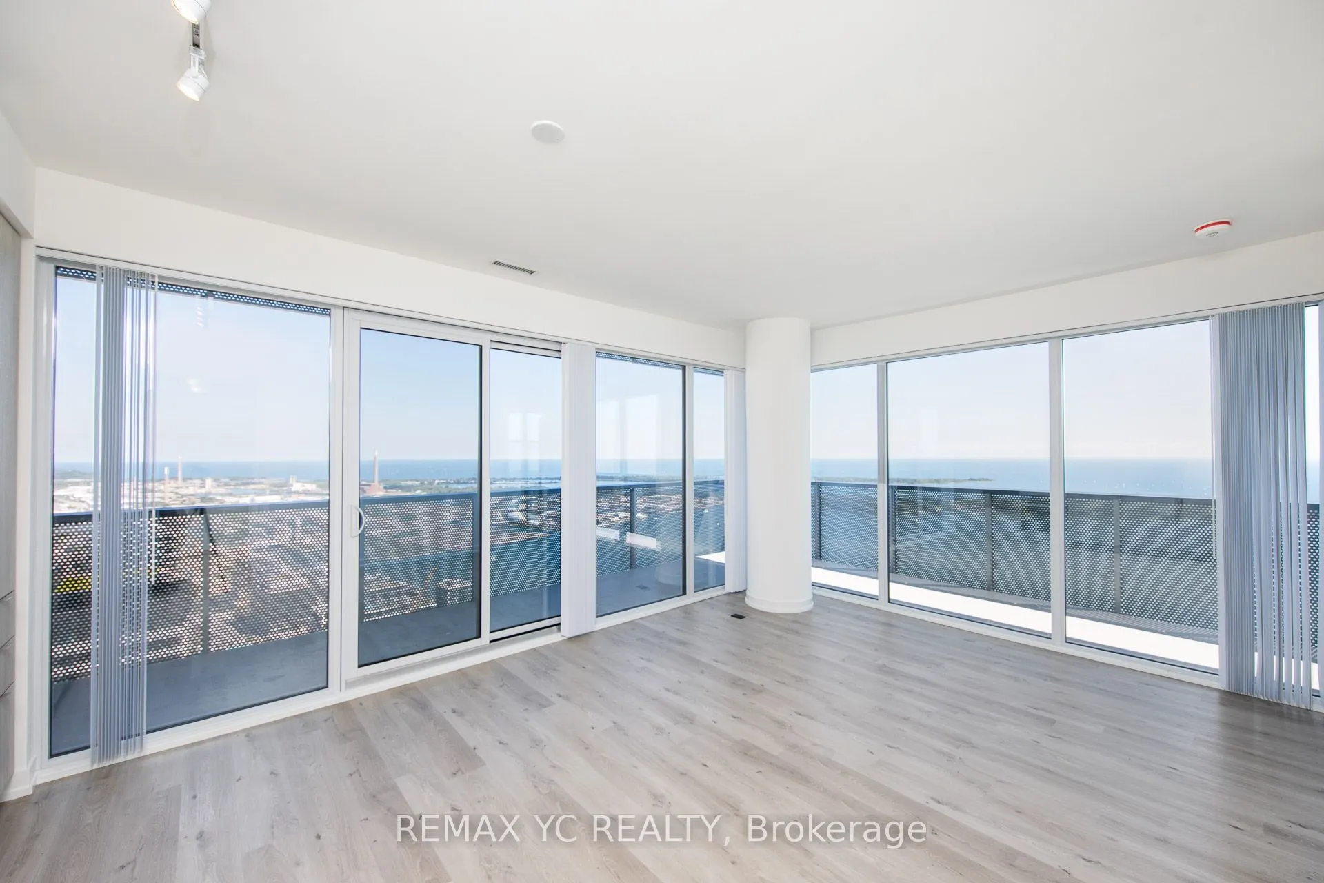 138 Downes Street, #6606