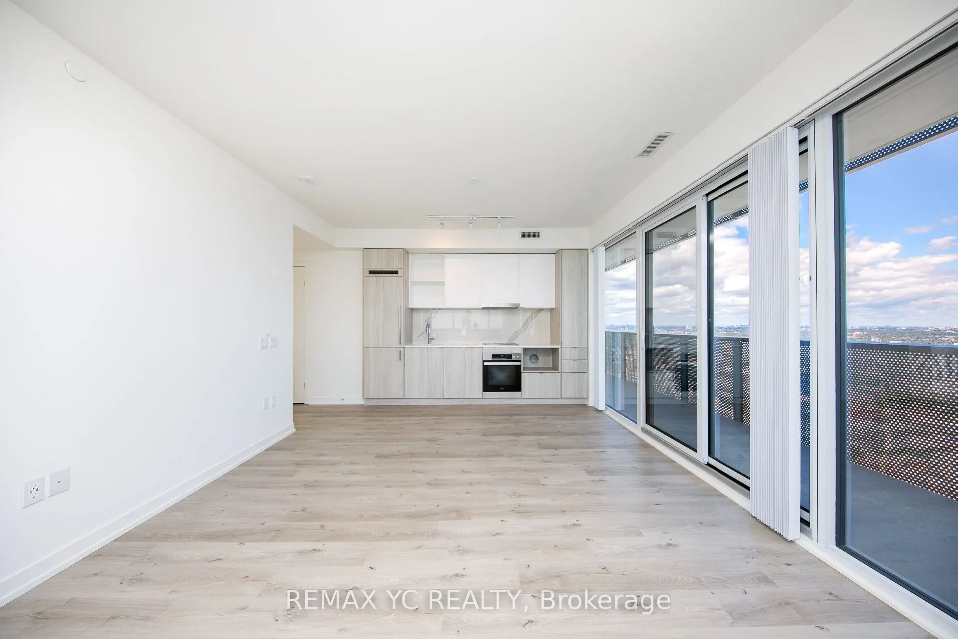 138 Downes Street, #6606