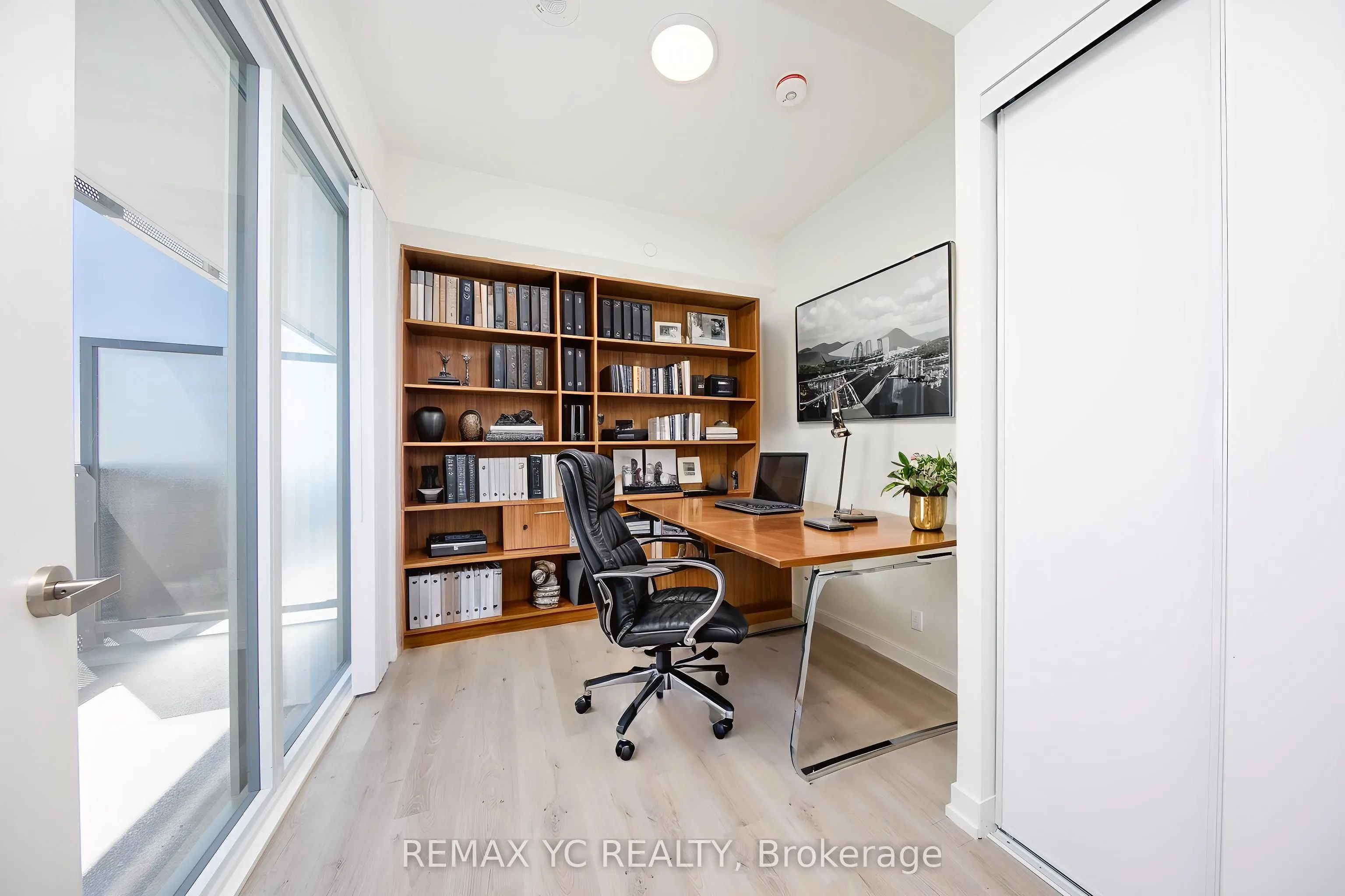 138 Downes Street, #6606