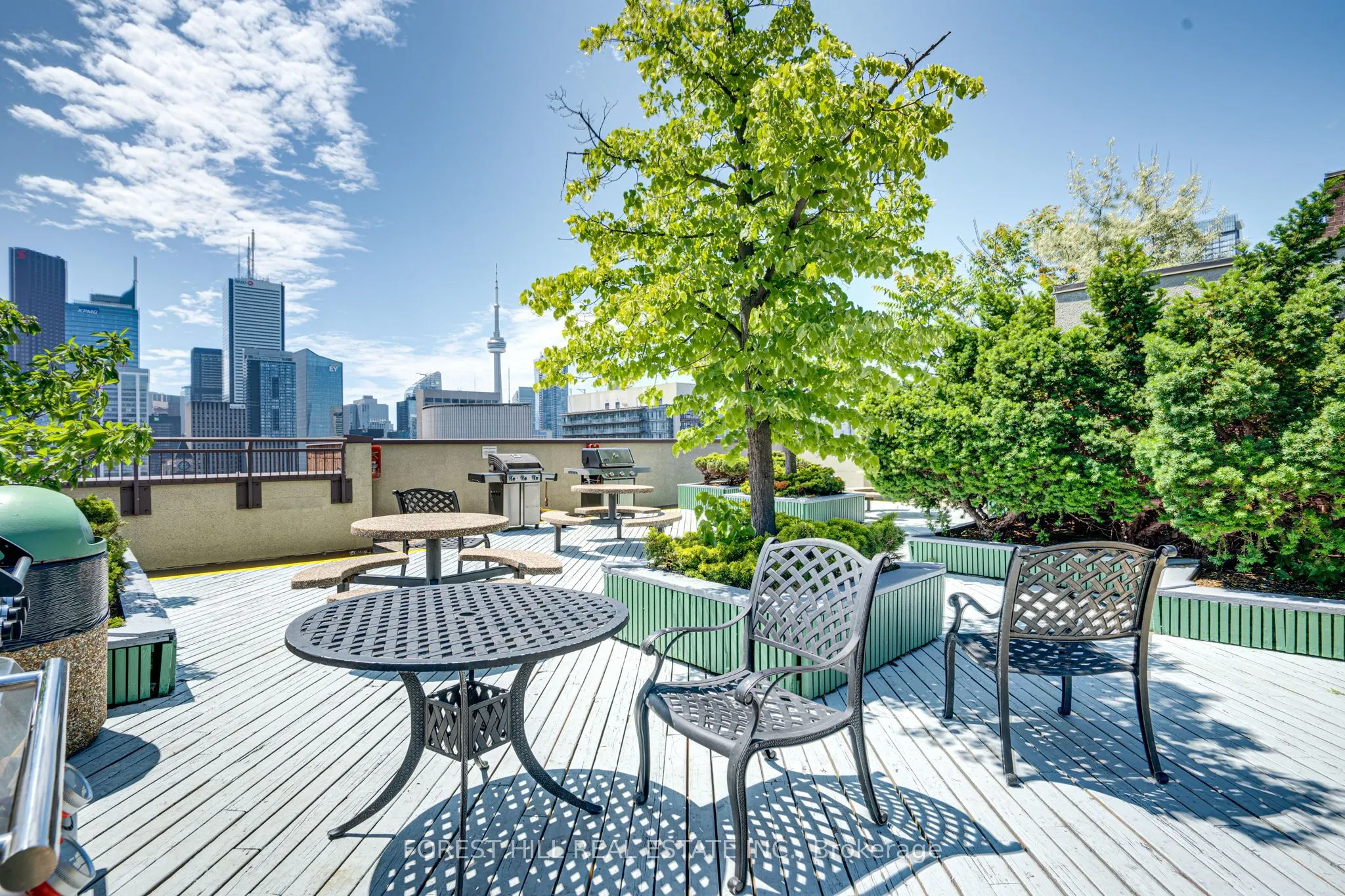 633 Bay Street, #2703