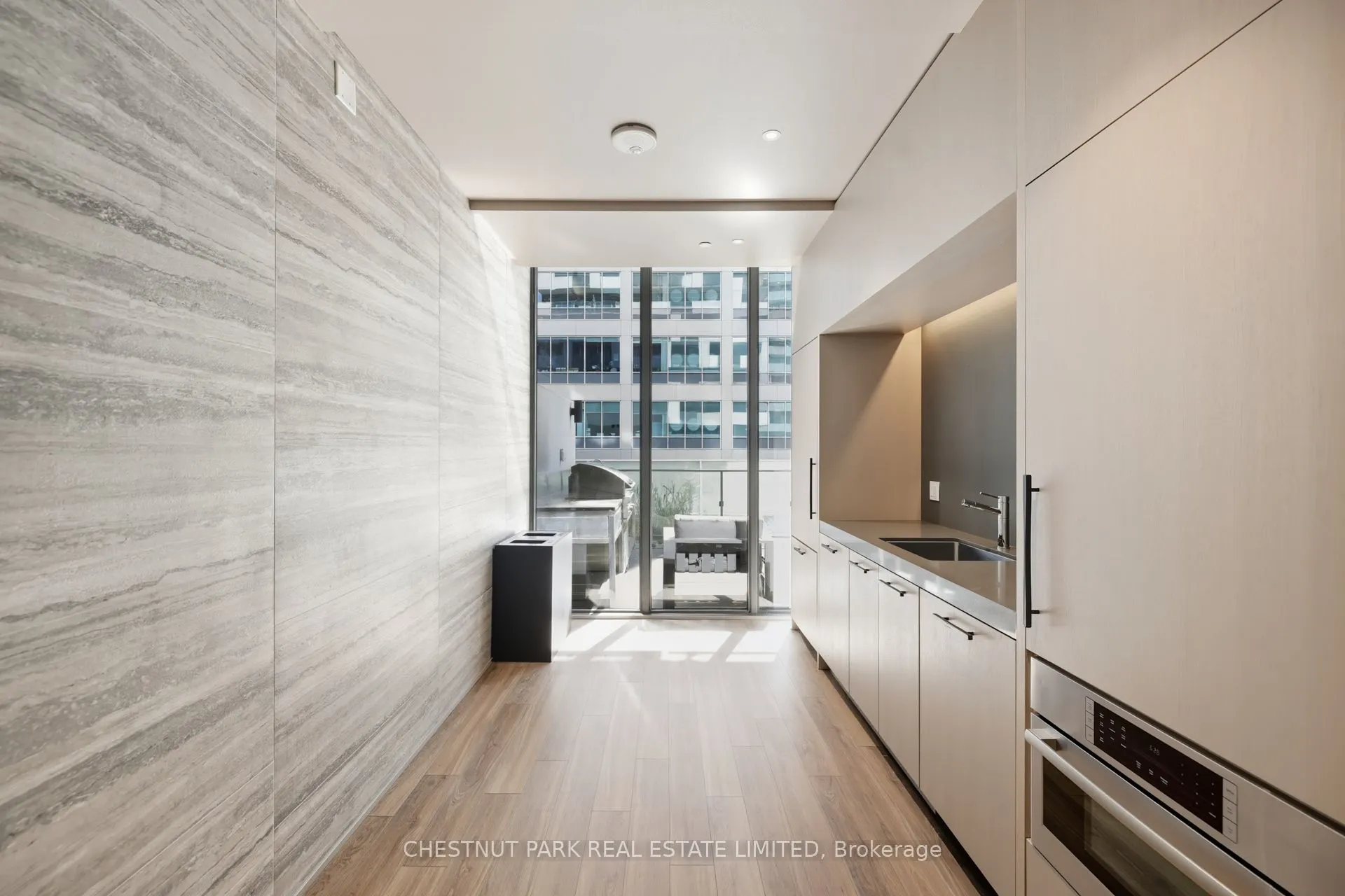 20 Lombard Street, #LPH10