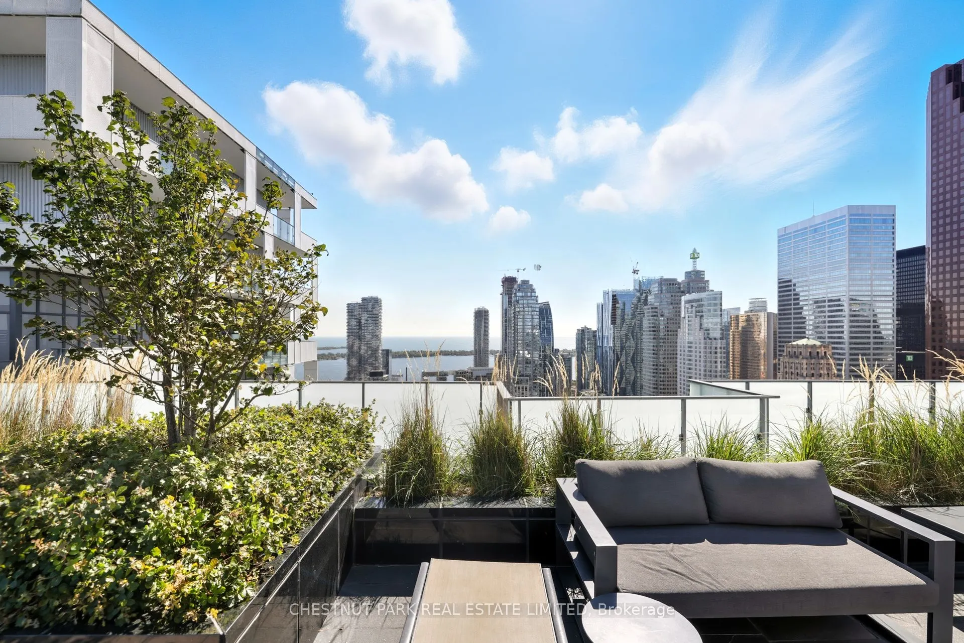 20 Lombard Street, #LPH10