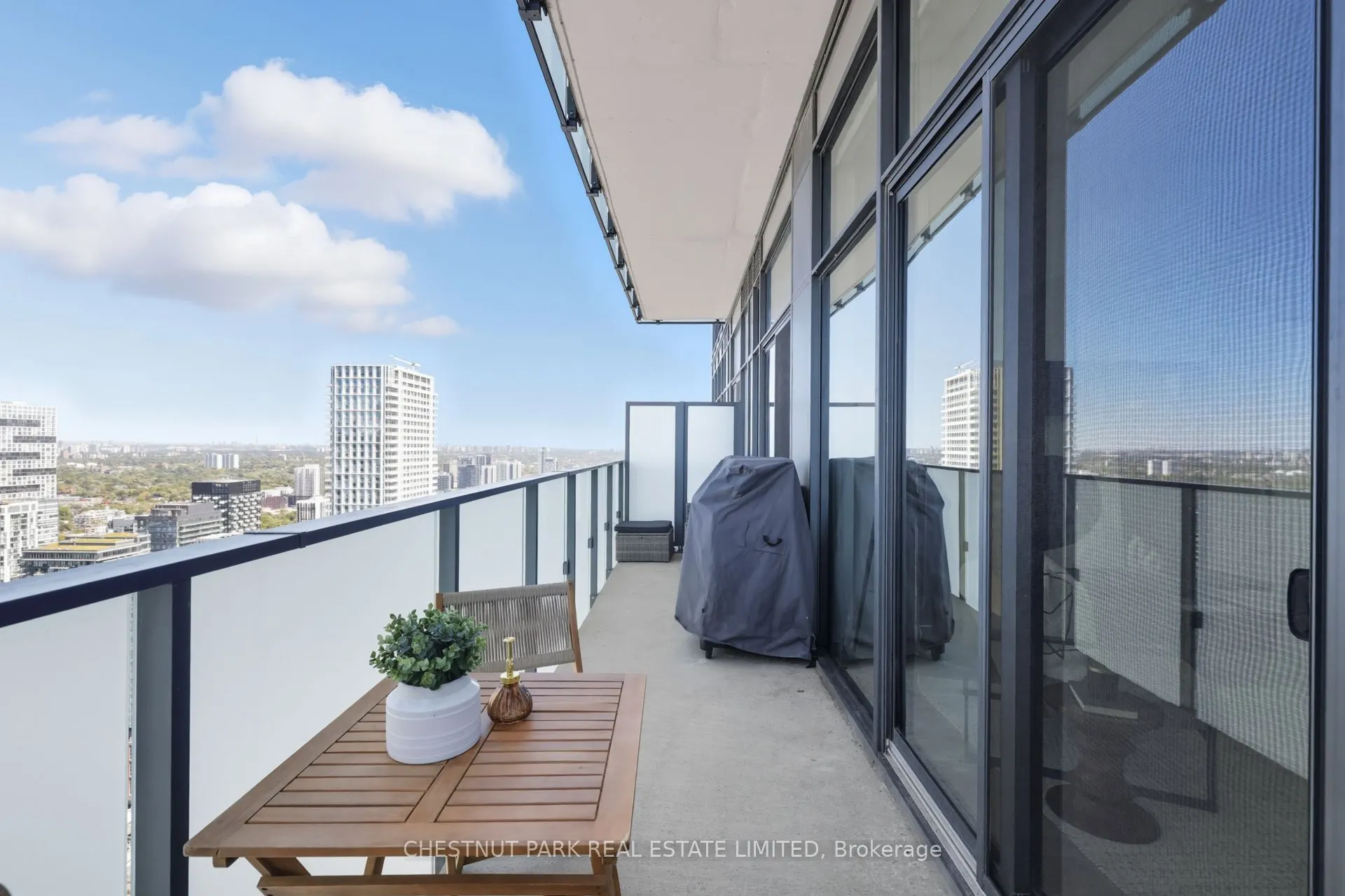 20 Lombard Street, #LPH10