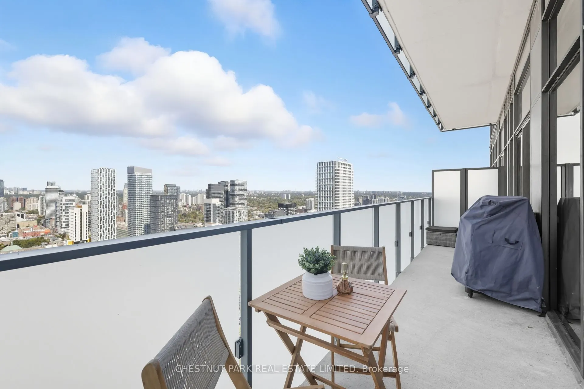 20 Lombard Street, #LPH10