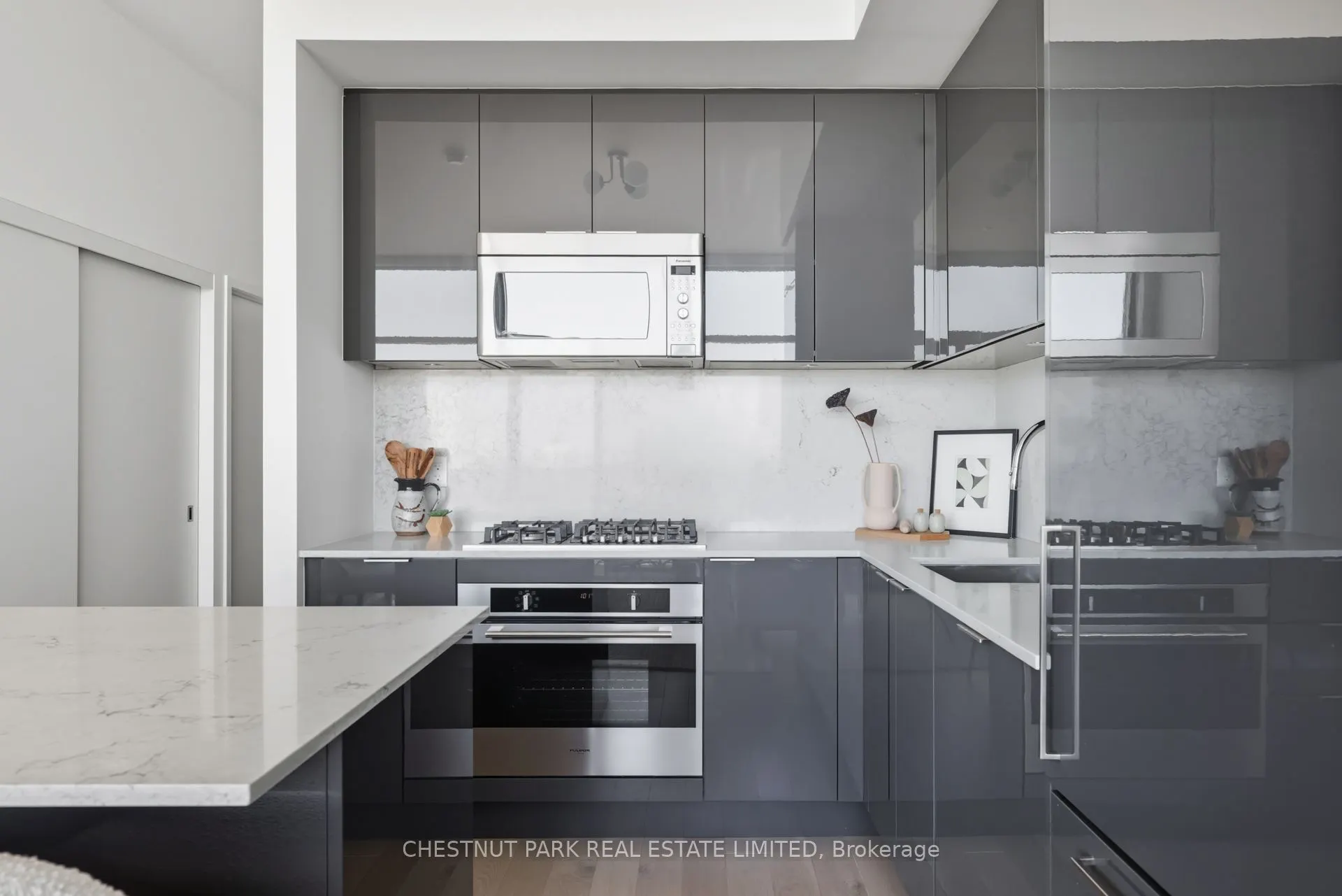 20 Lombard Street, #LPH10