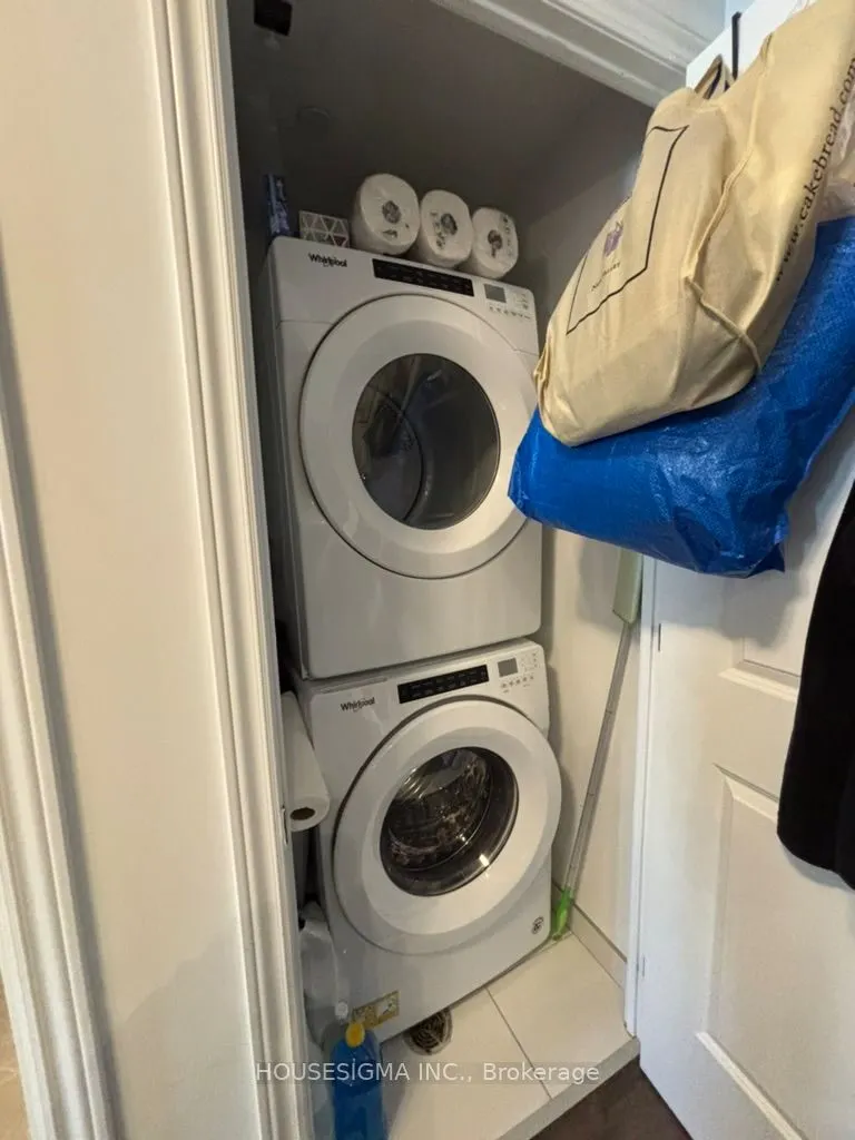 1700 Avenue Road, #212