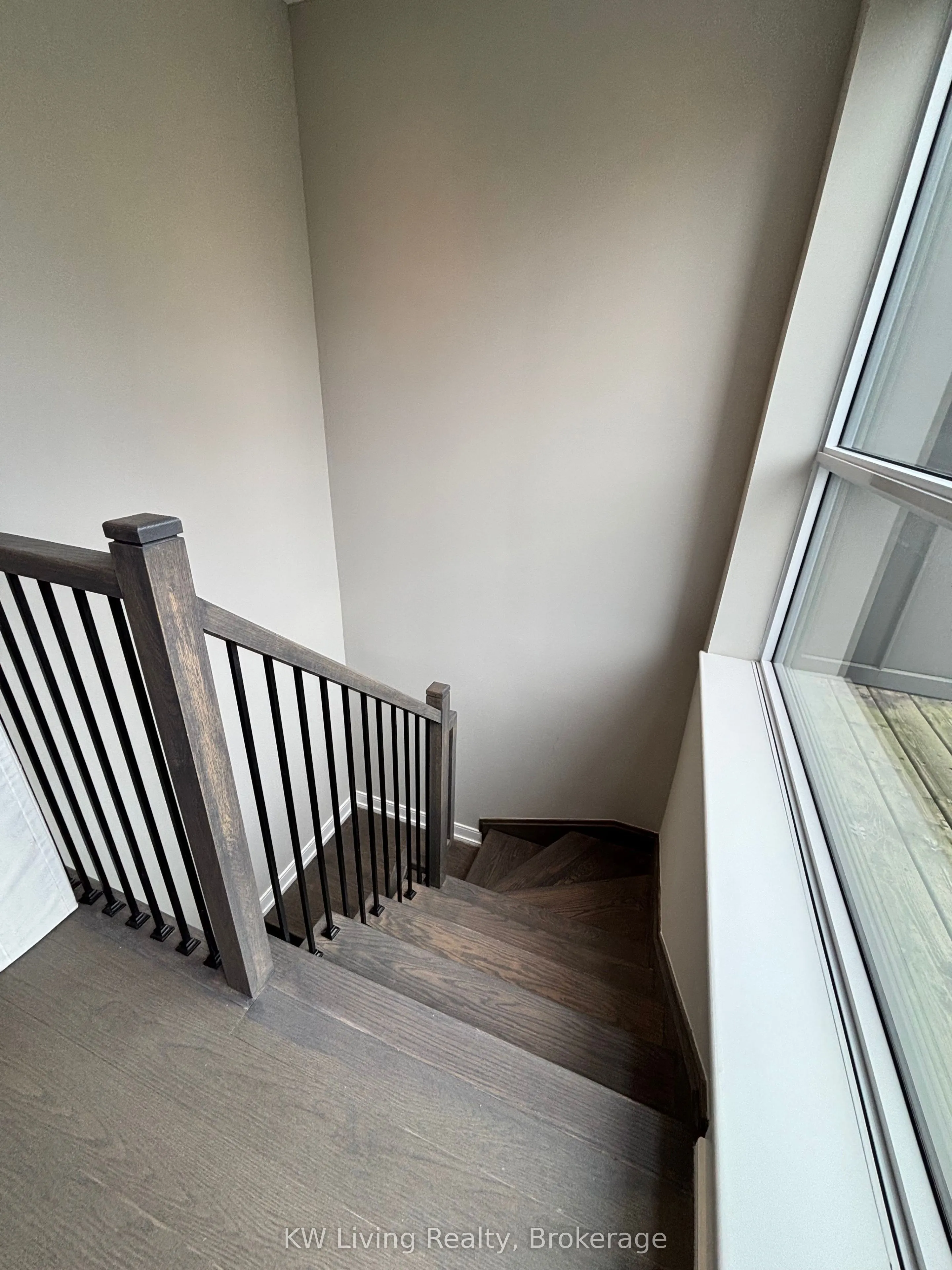 33 Dundonald Street, #TH6