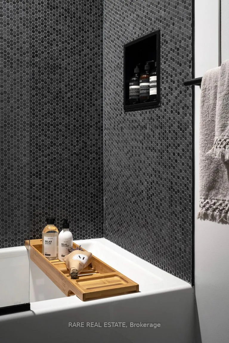 25 Dalhousie Street, #1909