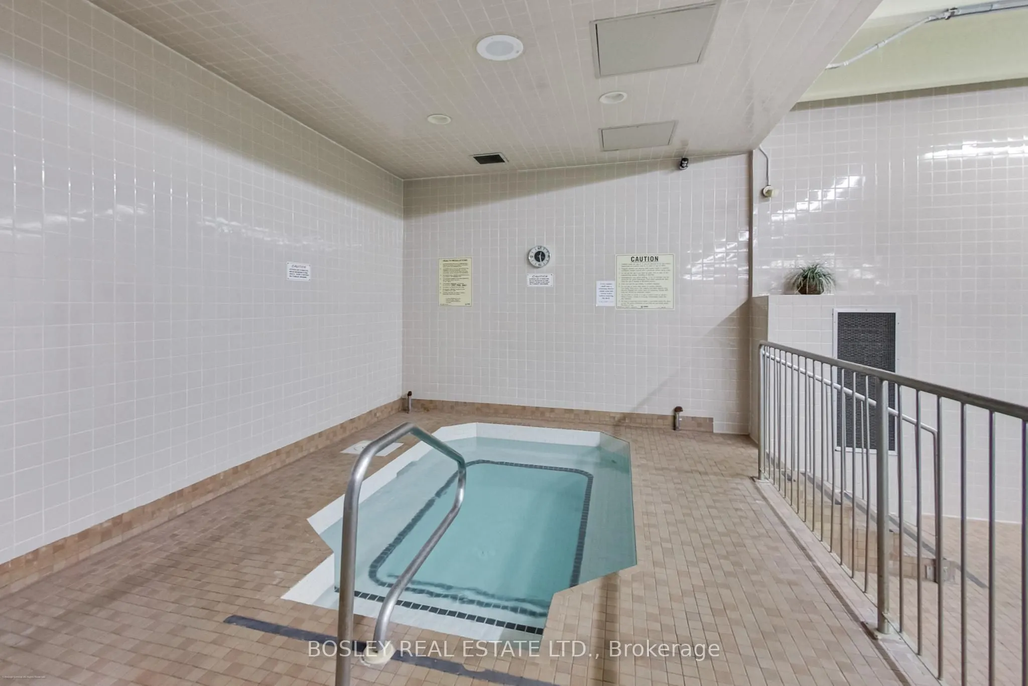 75 Wynford Heights Crescent, #902