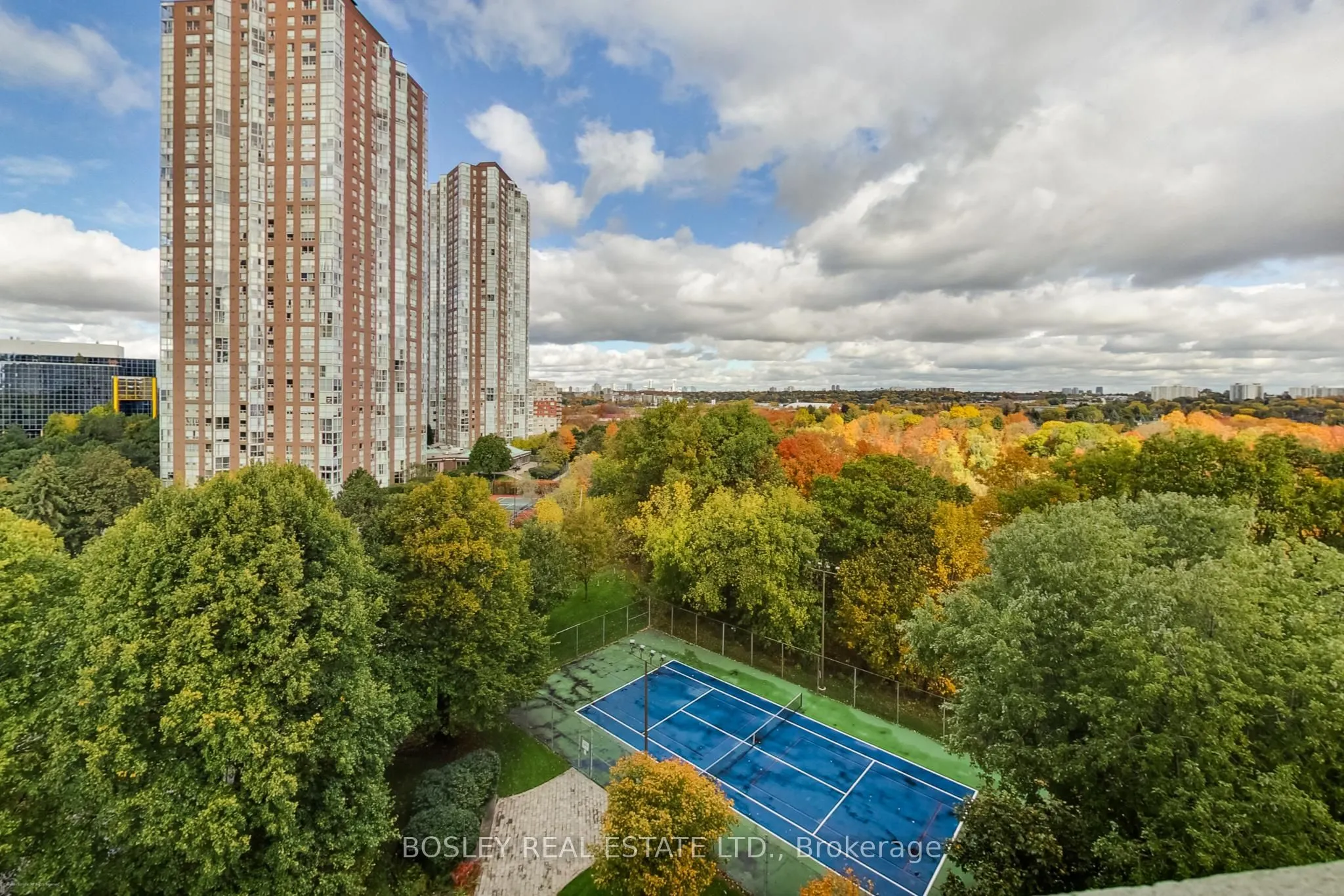 75 Wynford Heights Crescent, #902