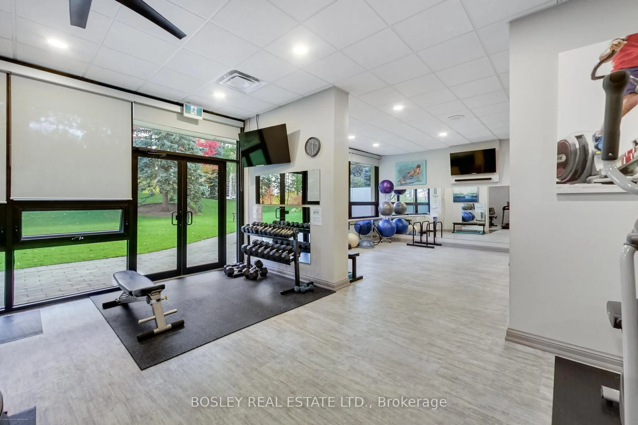 75 Wynford Heights Crescent, #902