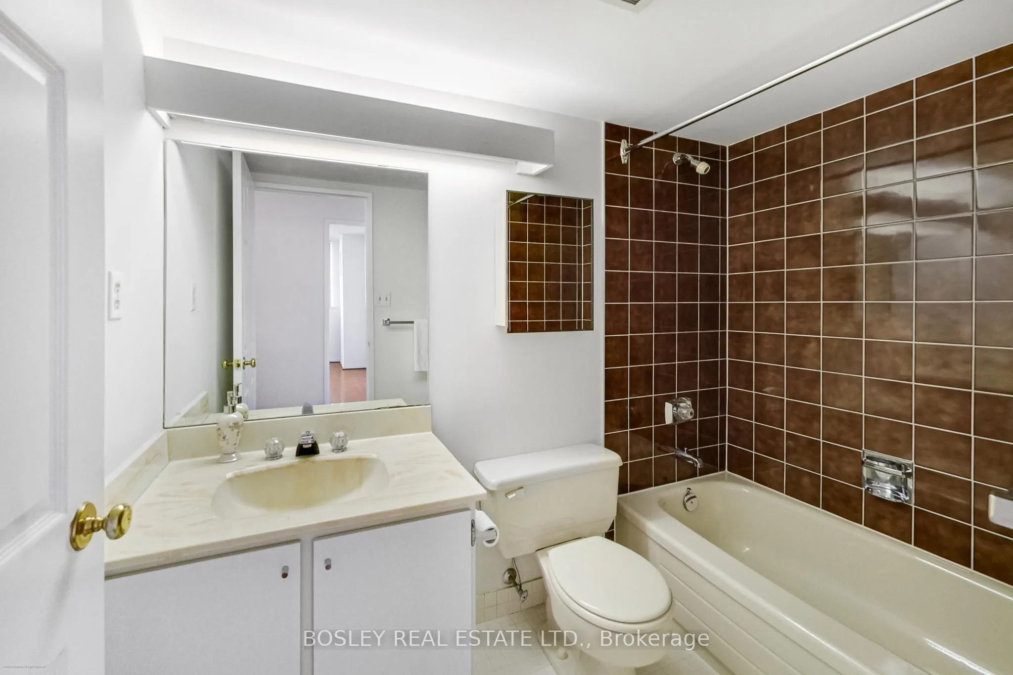 75 Wynford Heights Crescent, #902