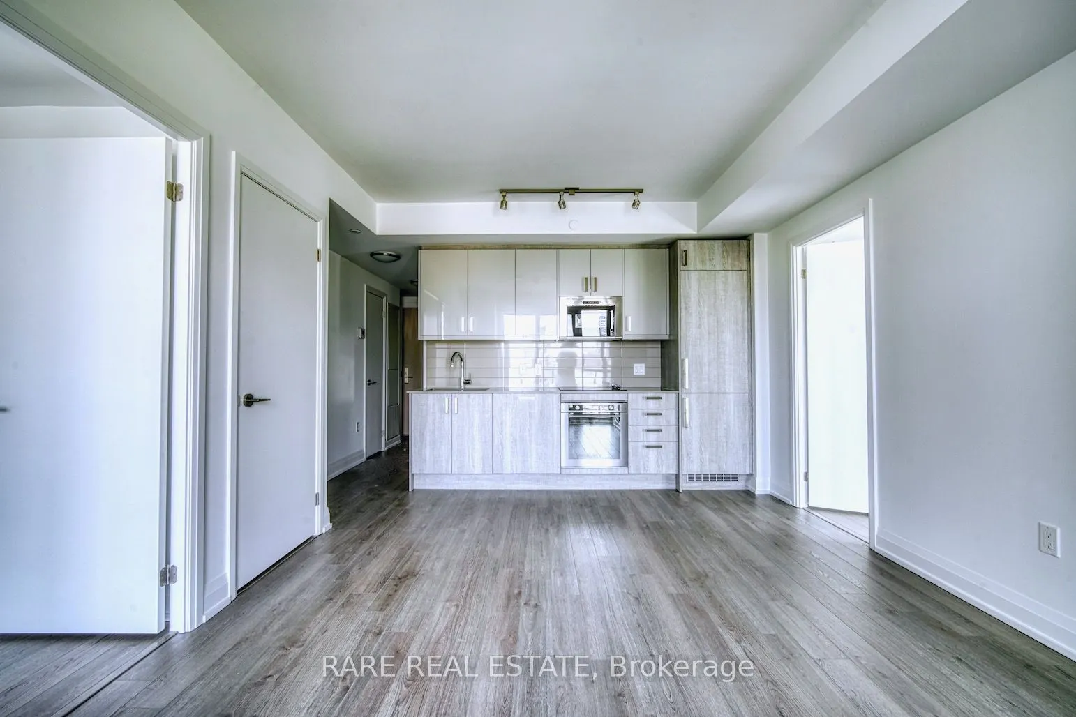 77 Mutual Street, #2008