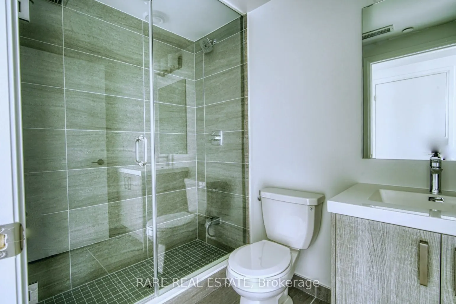 77 Mutual Street, #2008