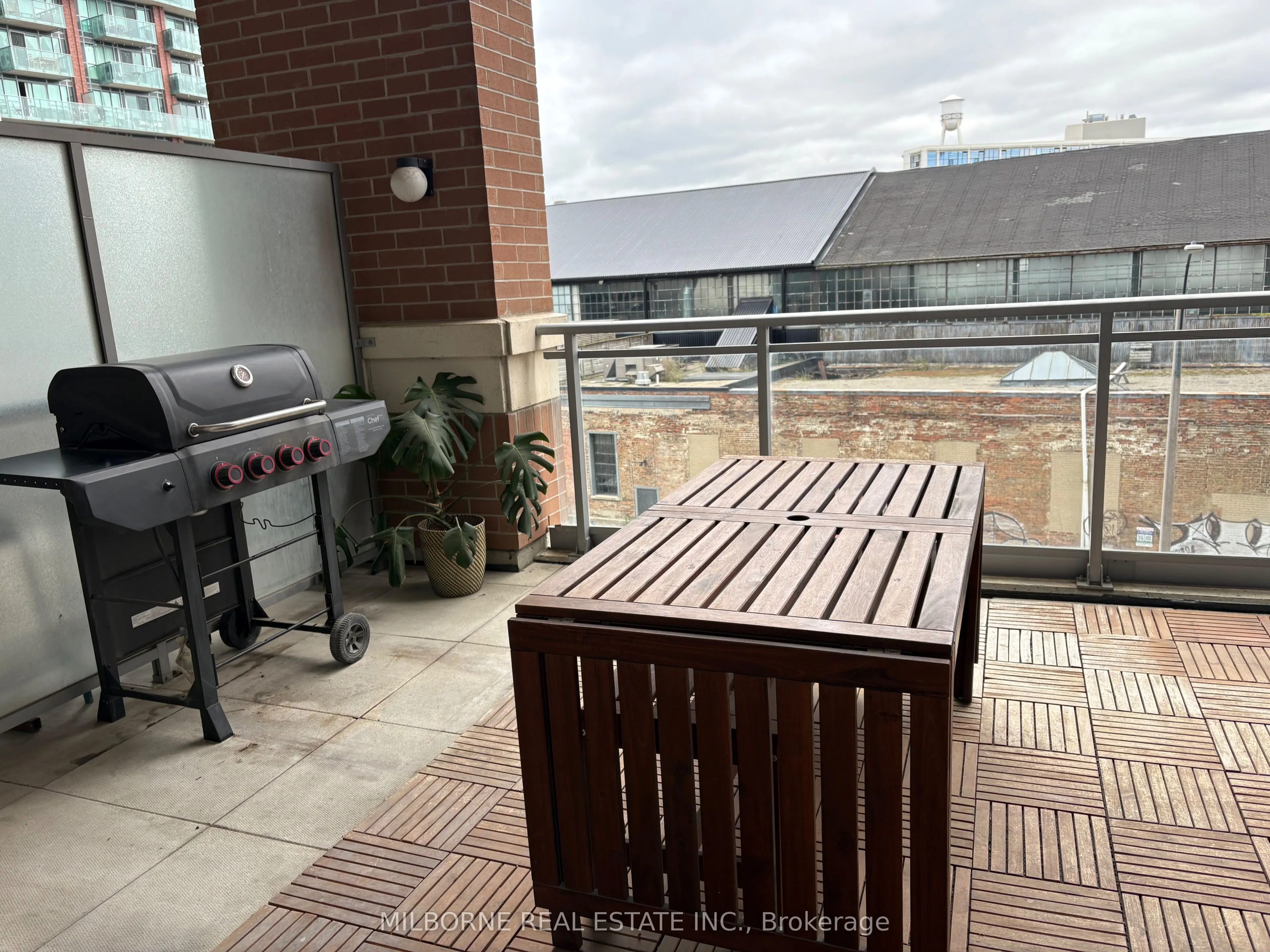 100 Western Battery Road, #214