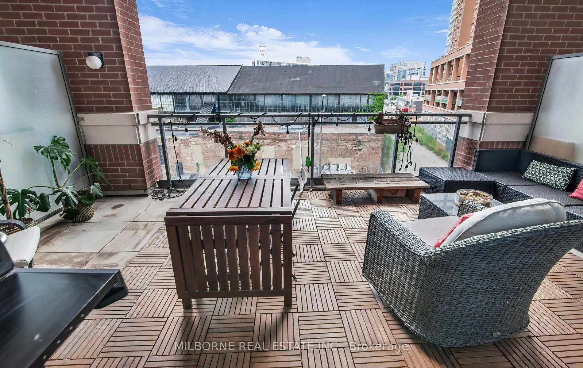 100 Western Battery Road, #214