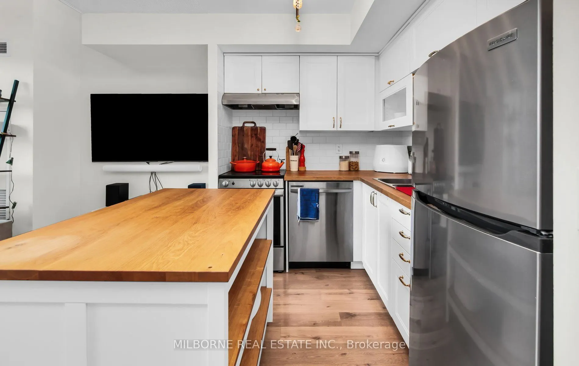 100 Western Battery Road, #214