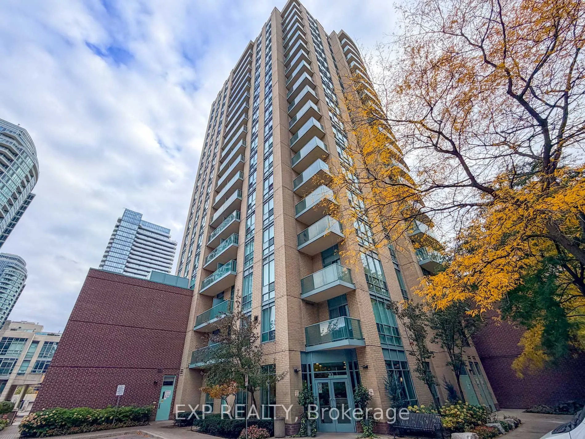 20 Olive Avenue, #2006