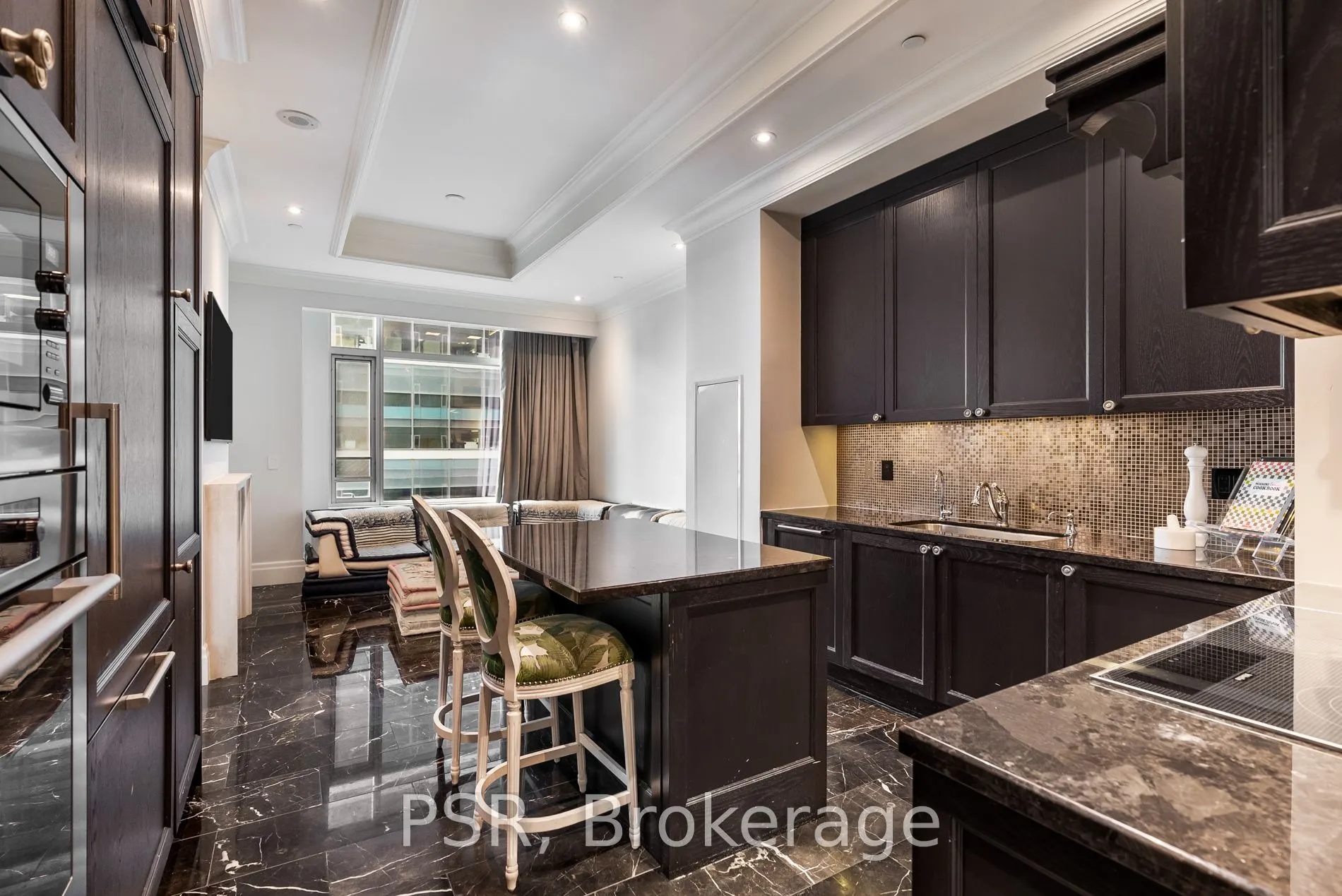 311 Bay Street, #3901