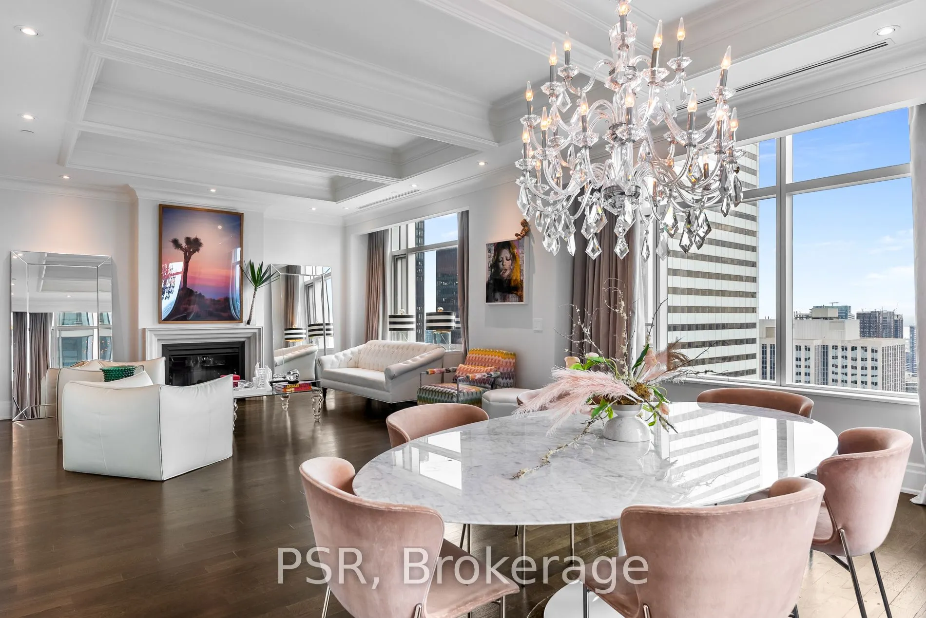 311 Bay Street, #3901