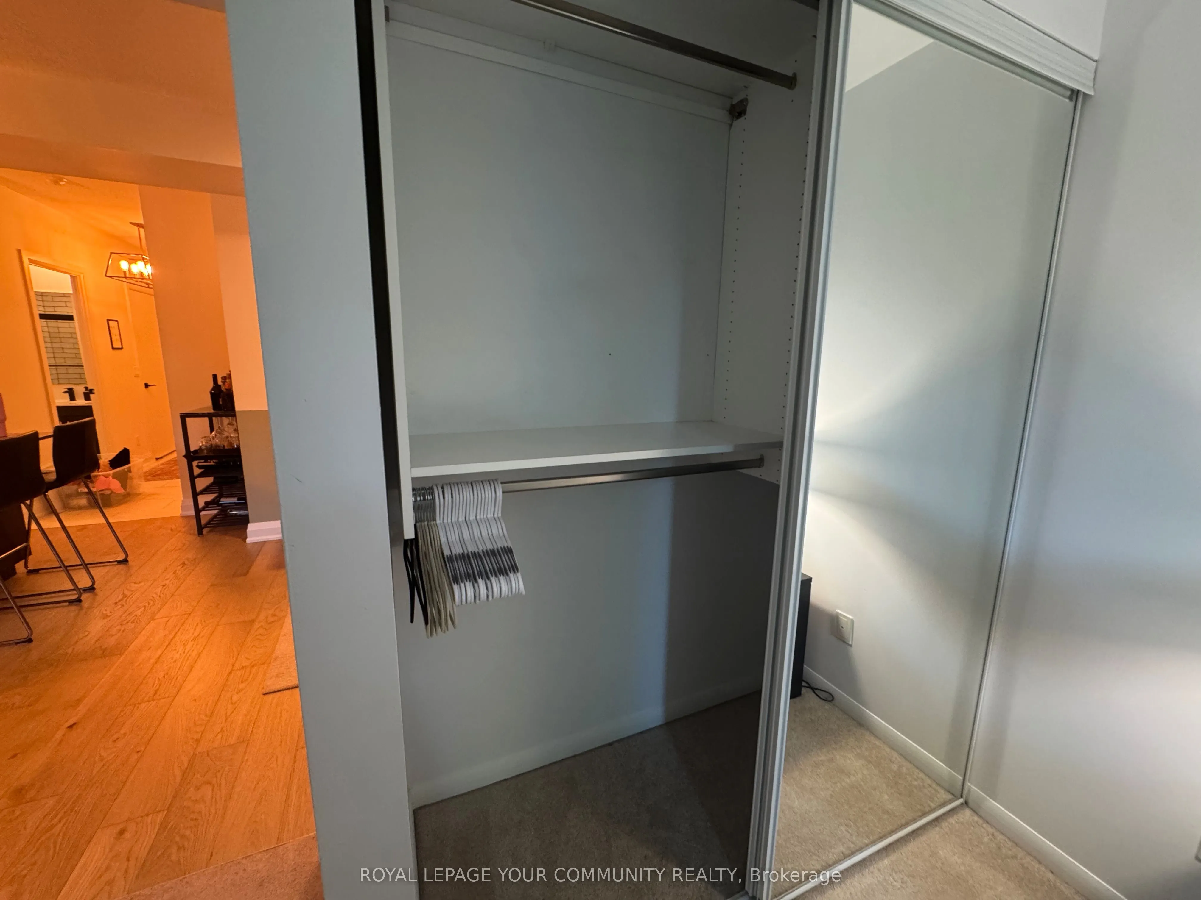 209 Fort York Boulevard, #384