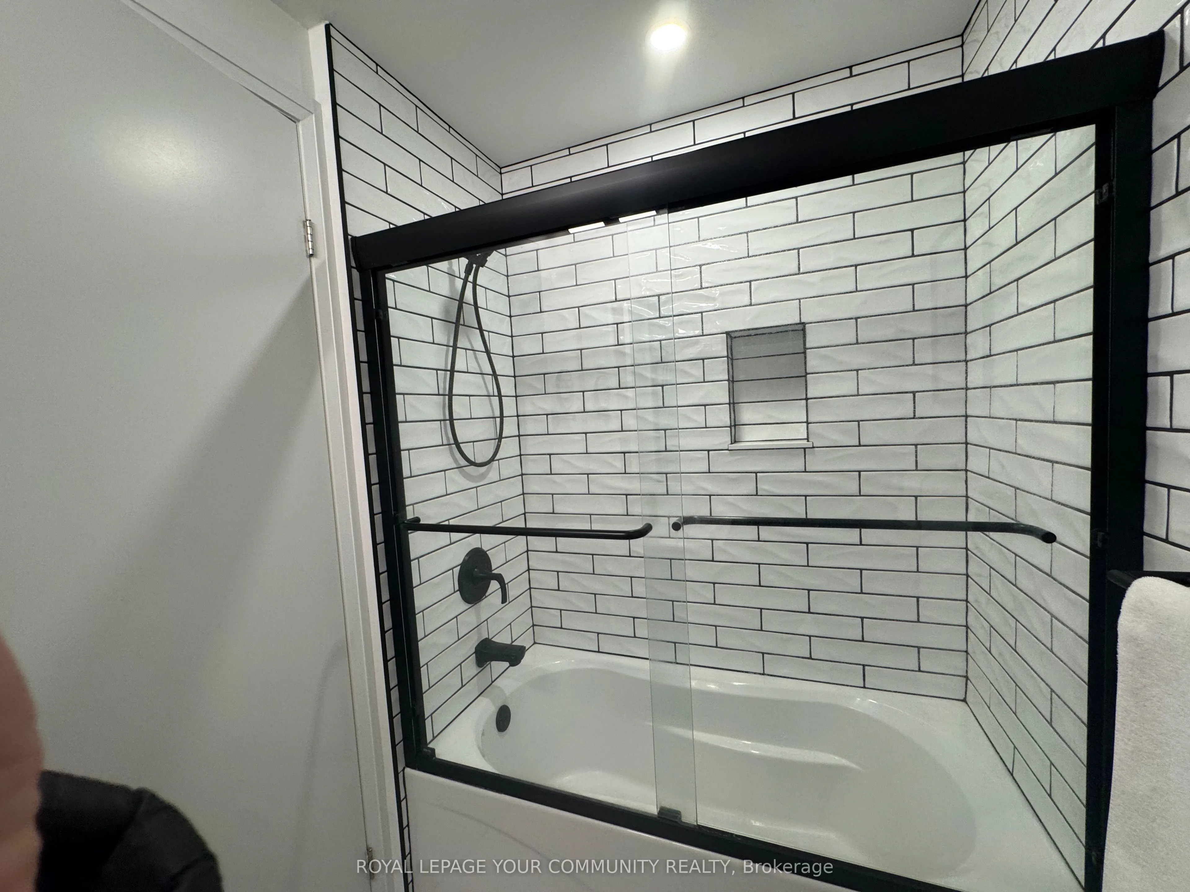 209 Fort York Boulevard, #384