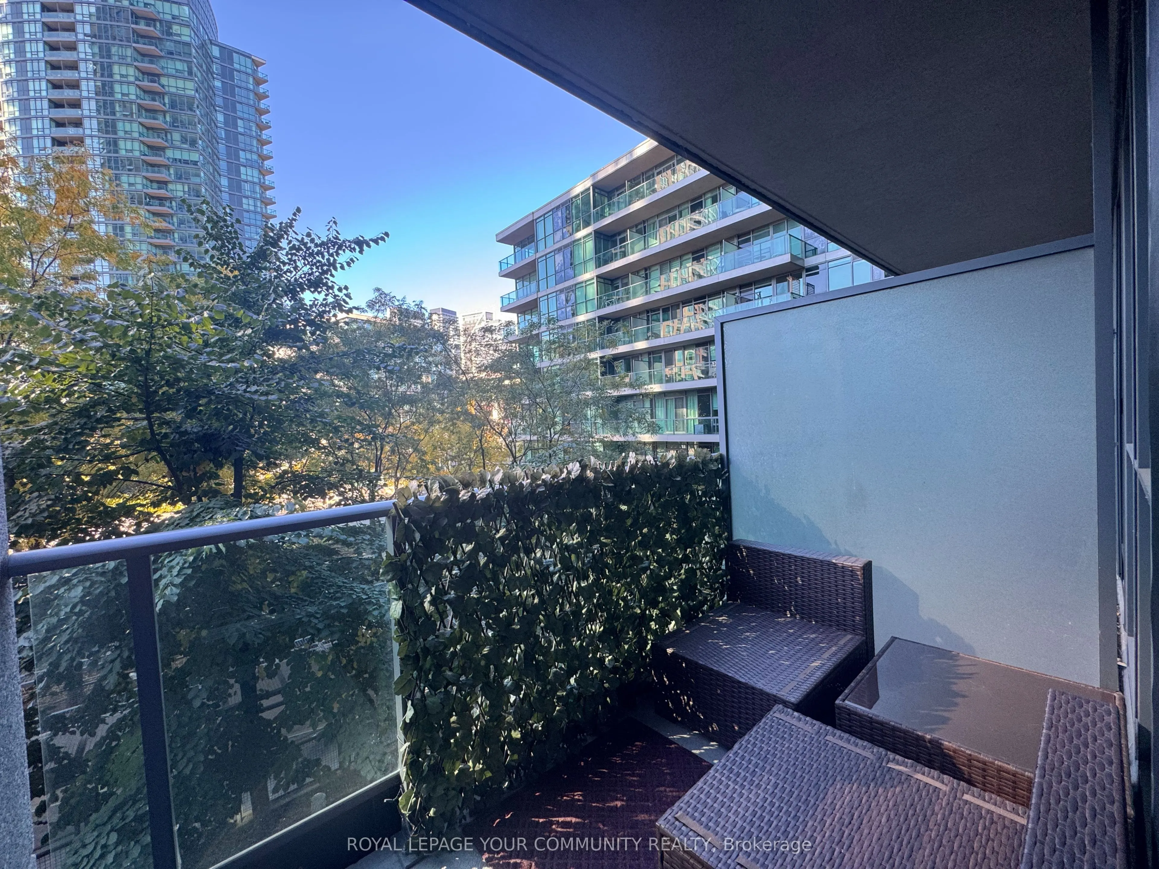 209 Fort York Boulevard, #384