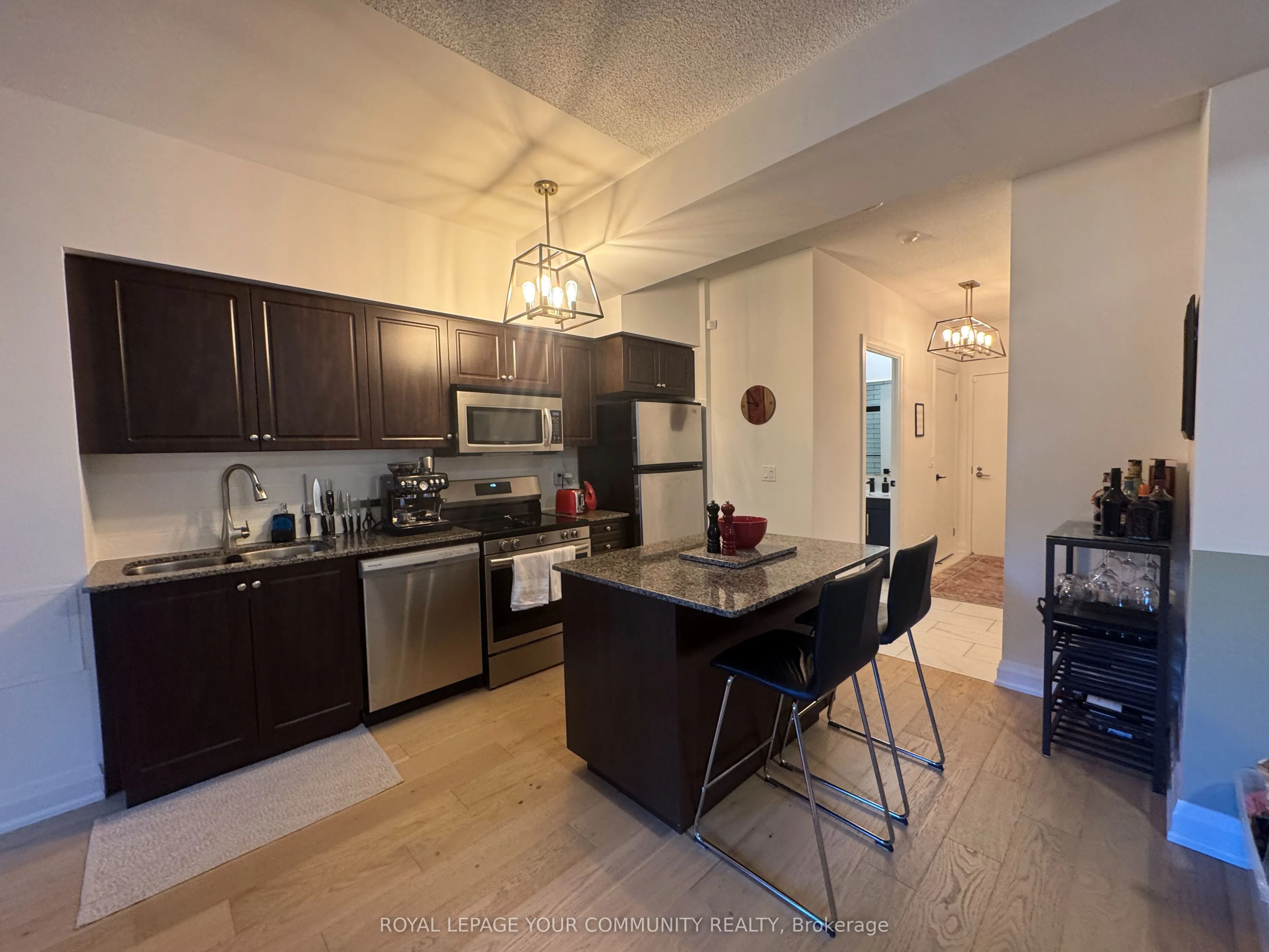 209 Fort York Boulevard, #384