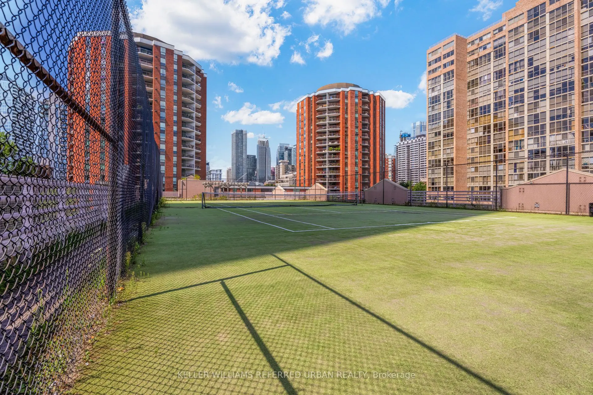 60 Homewood Avenue, #332