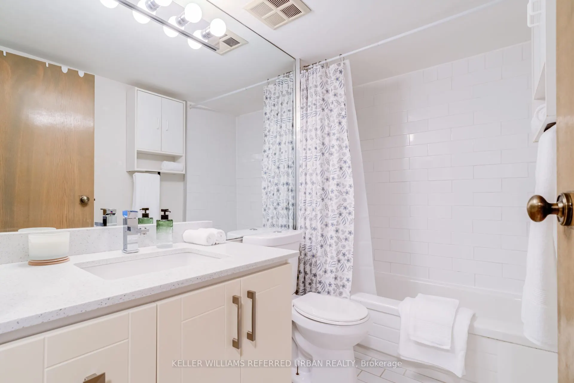 60 Homewood Avenue, #332