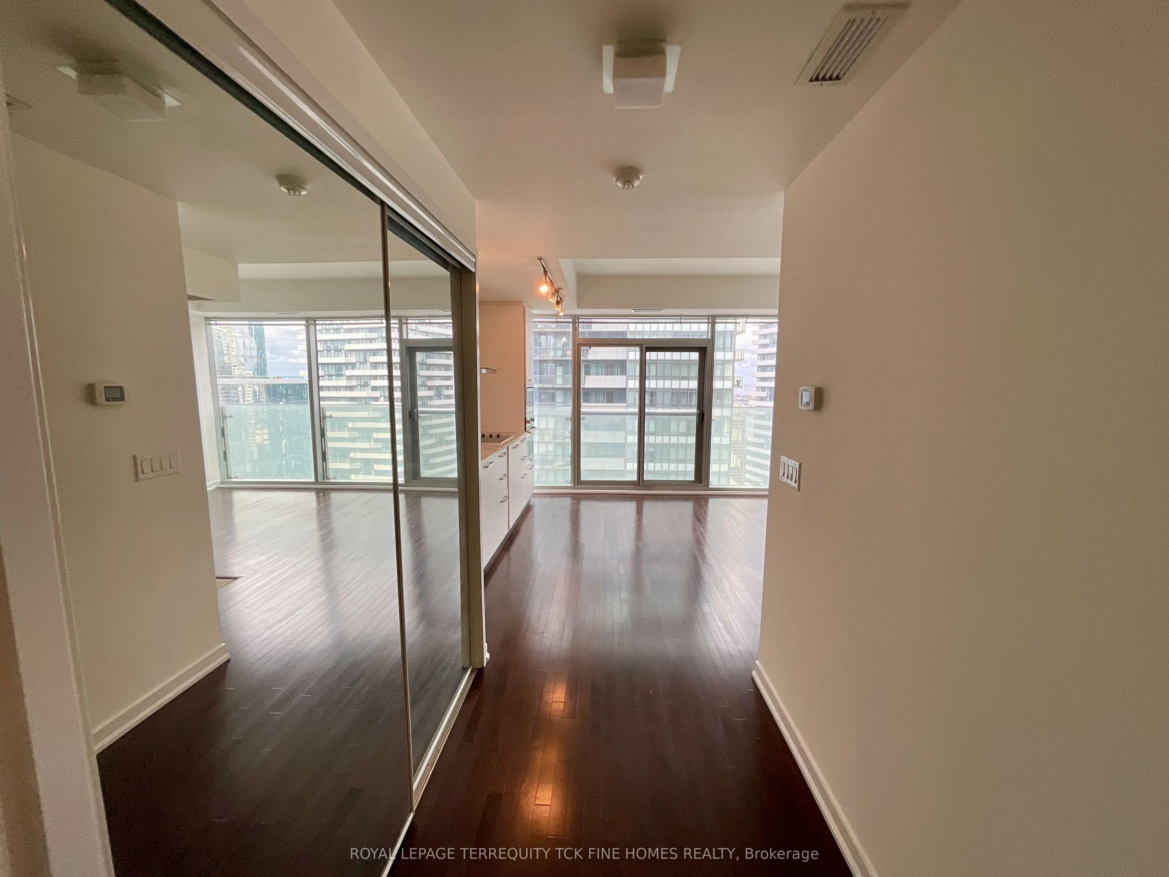 14 York Street, #4312