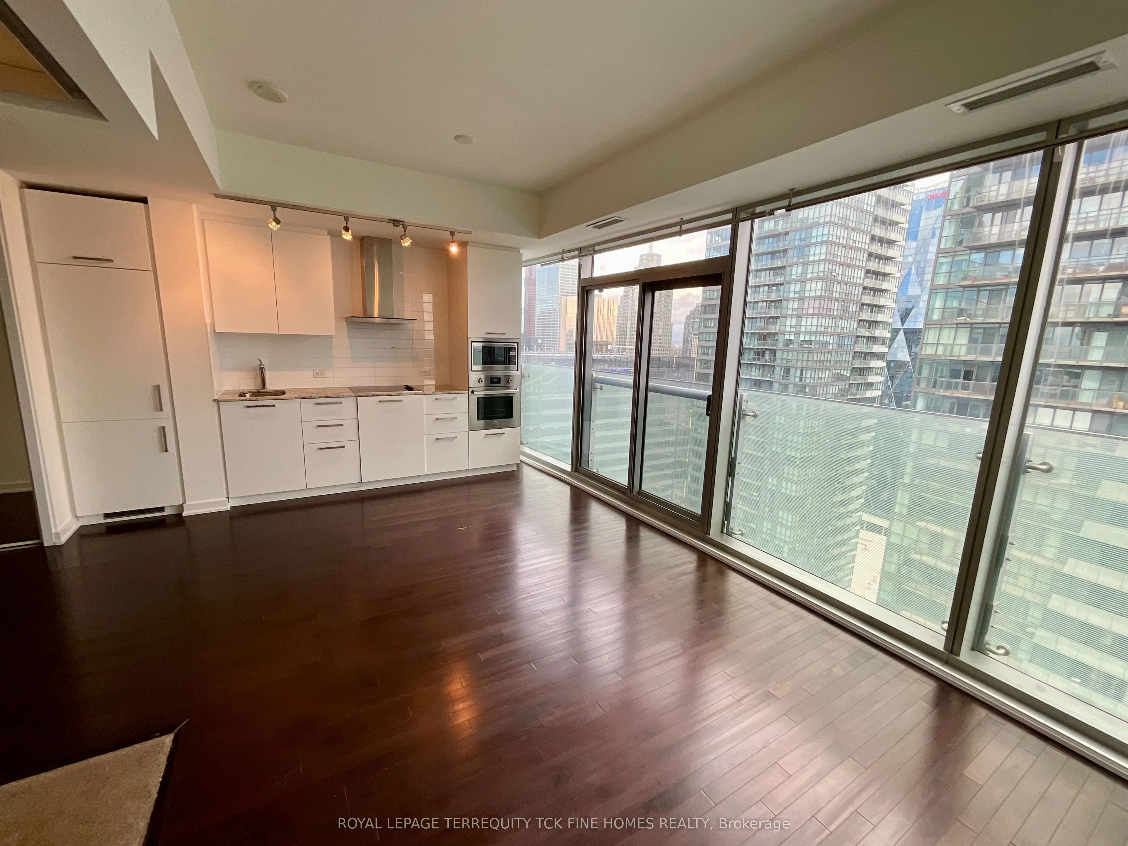 14 York Street, #4312