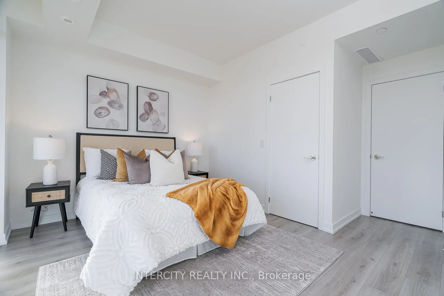 851 Sheppard Avenue W, #38