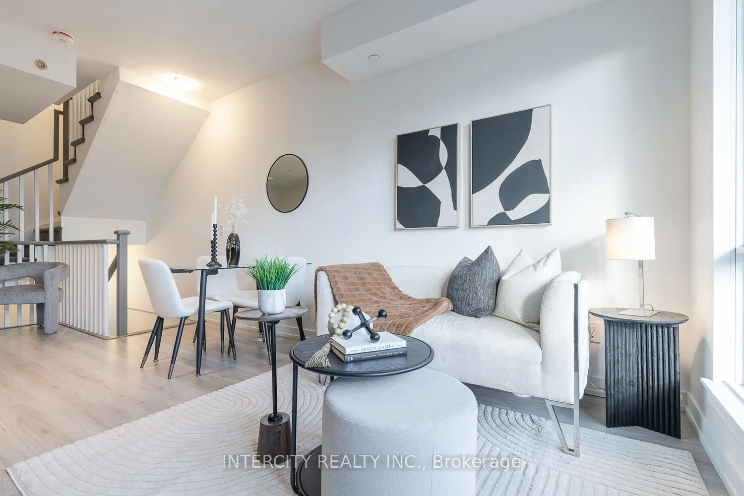 851 Sheppard Avenue W, #38