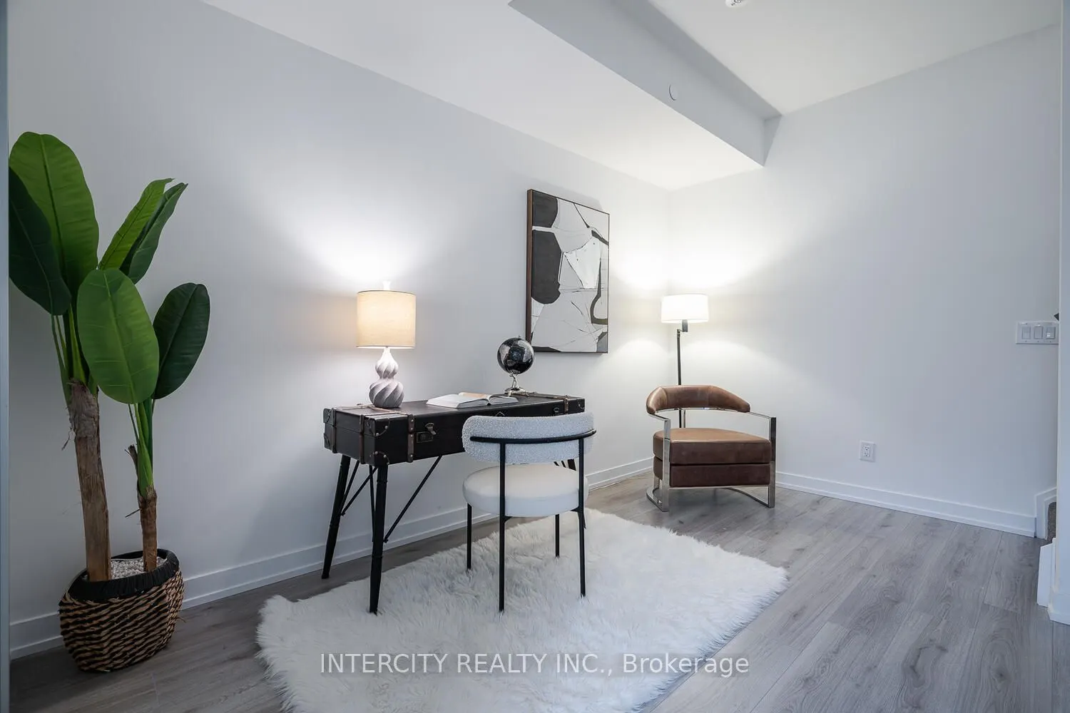 851 Sheppard Avenue W, #38