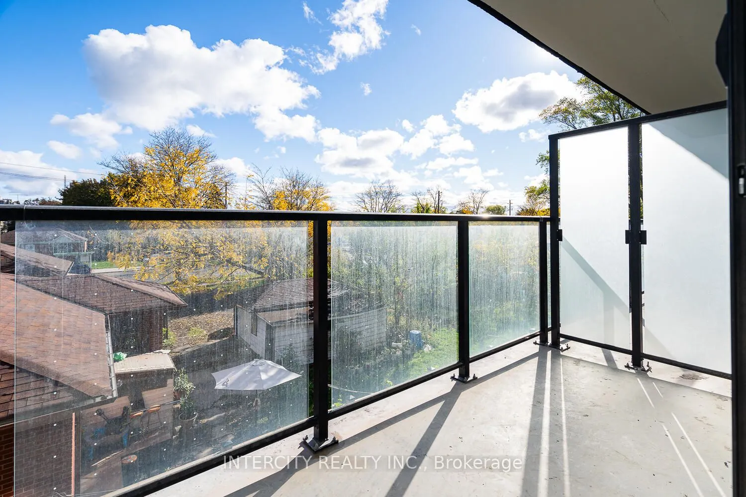 851 Sheppard Avenue W, #38