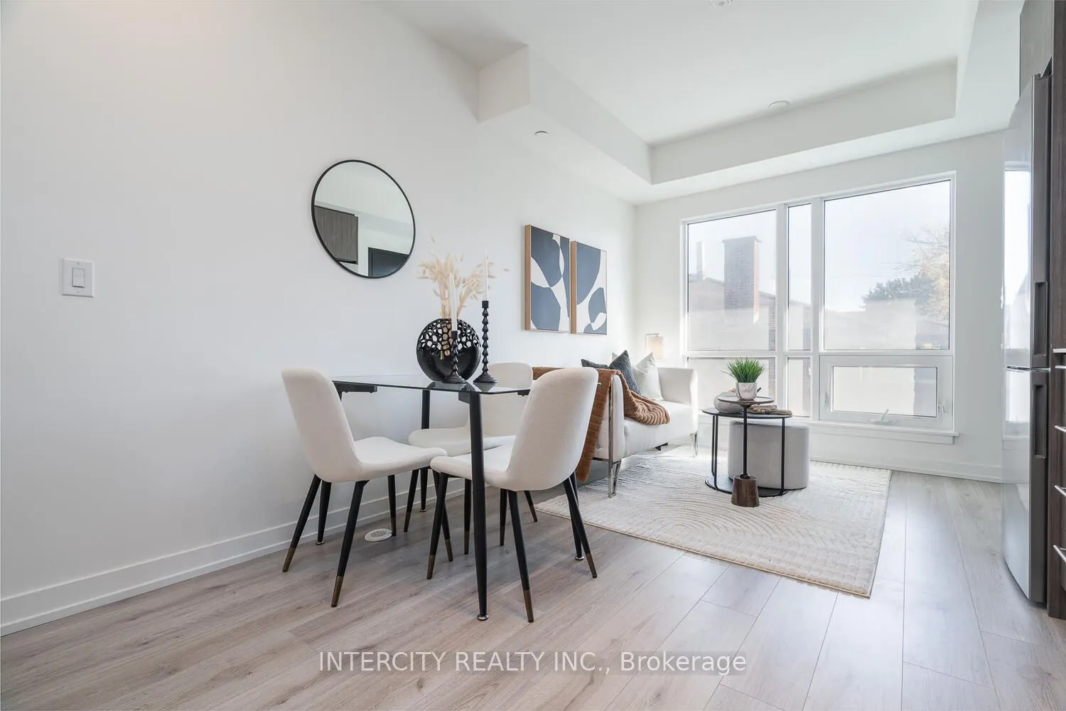 851 Sheppard Avenue W, #38