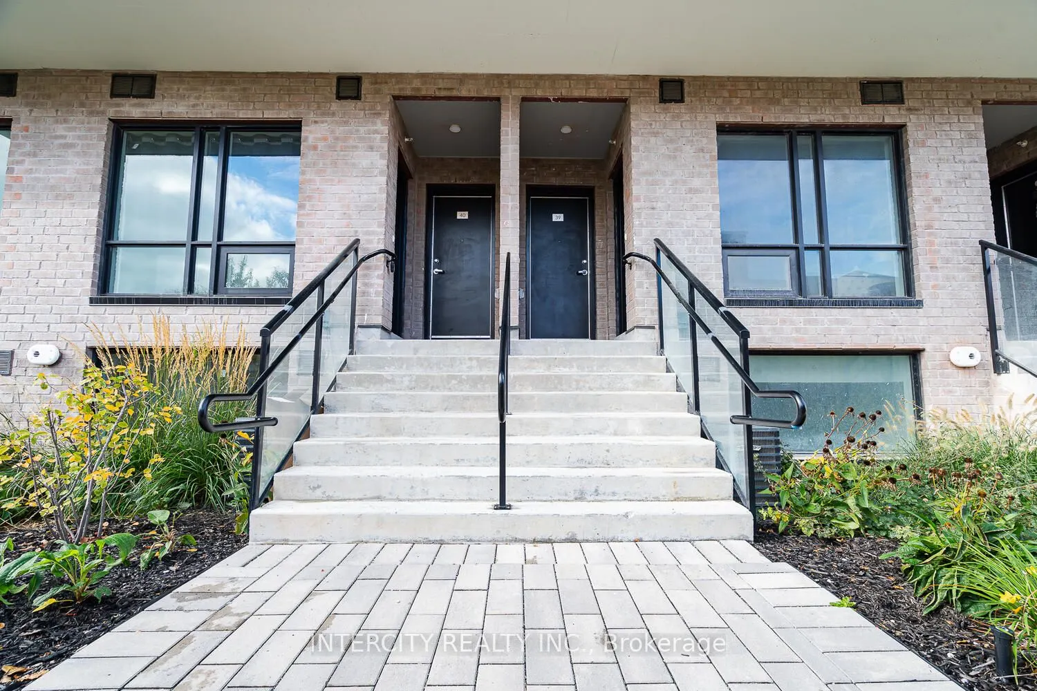 851 Sheppard Avenue W, #38