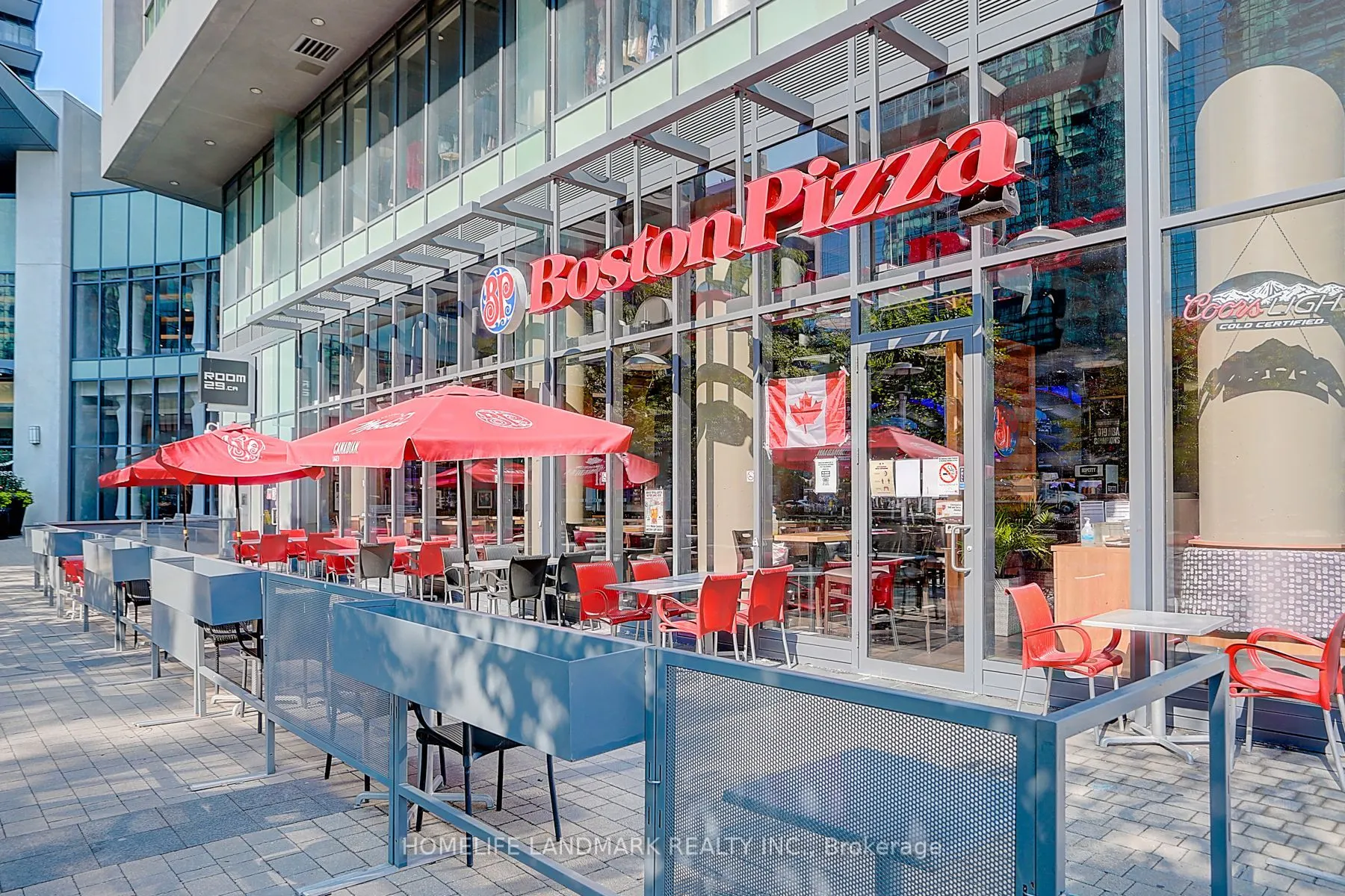 5162 Yonge Street, #208