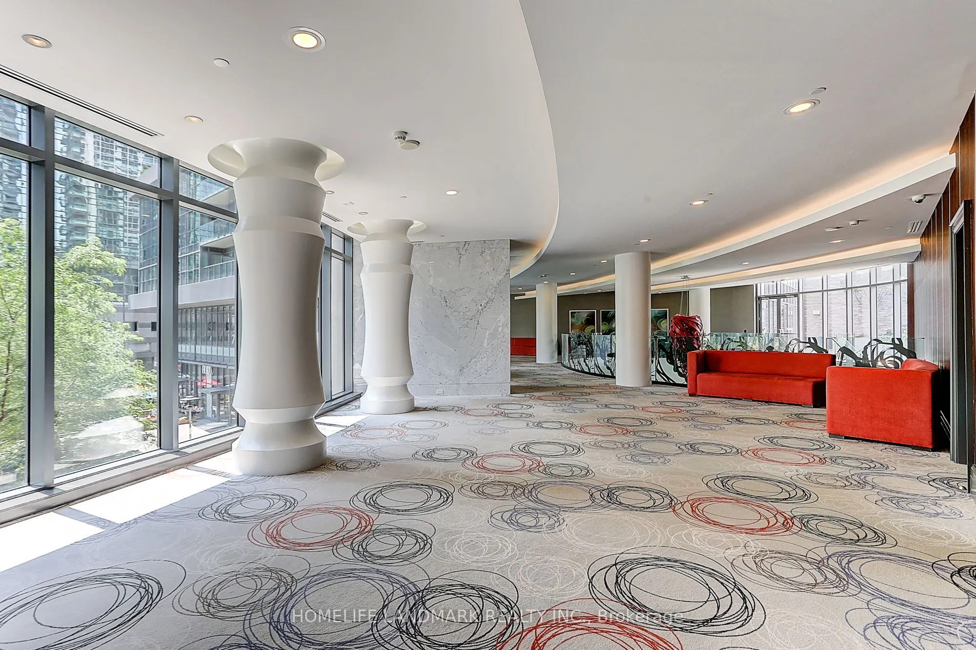 5162 Yonge Street, #208