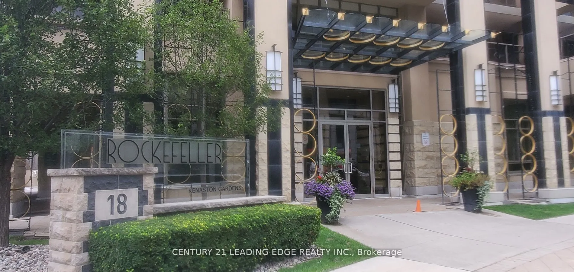 18 Kenaston Gardens, #212