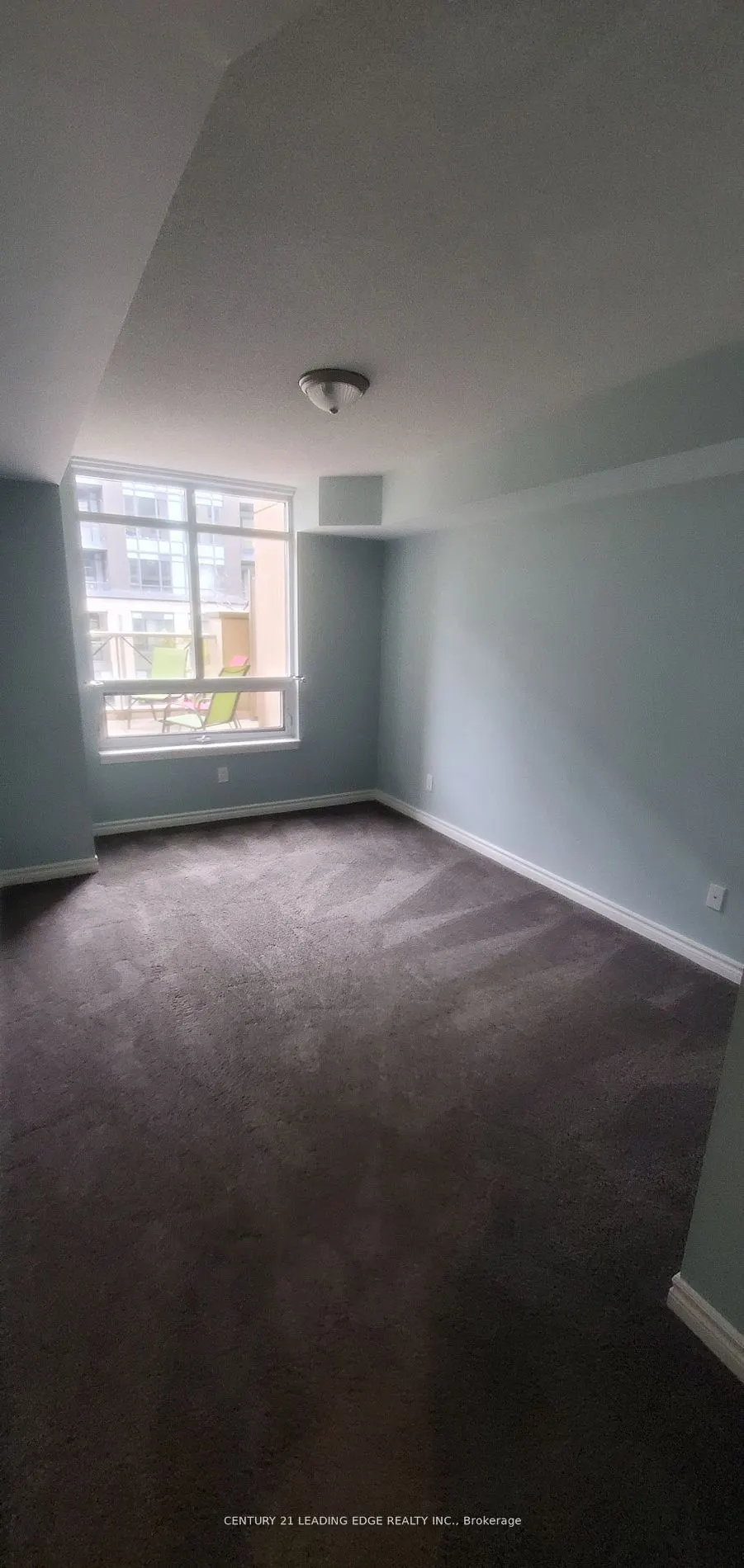 18 Kenaston Gardens, #212