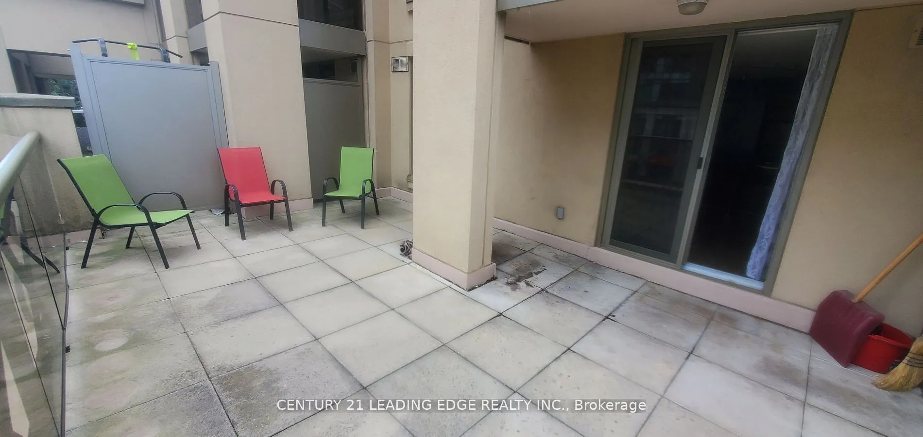 18 Kenaston Gardens, #212