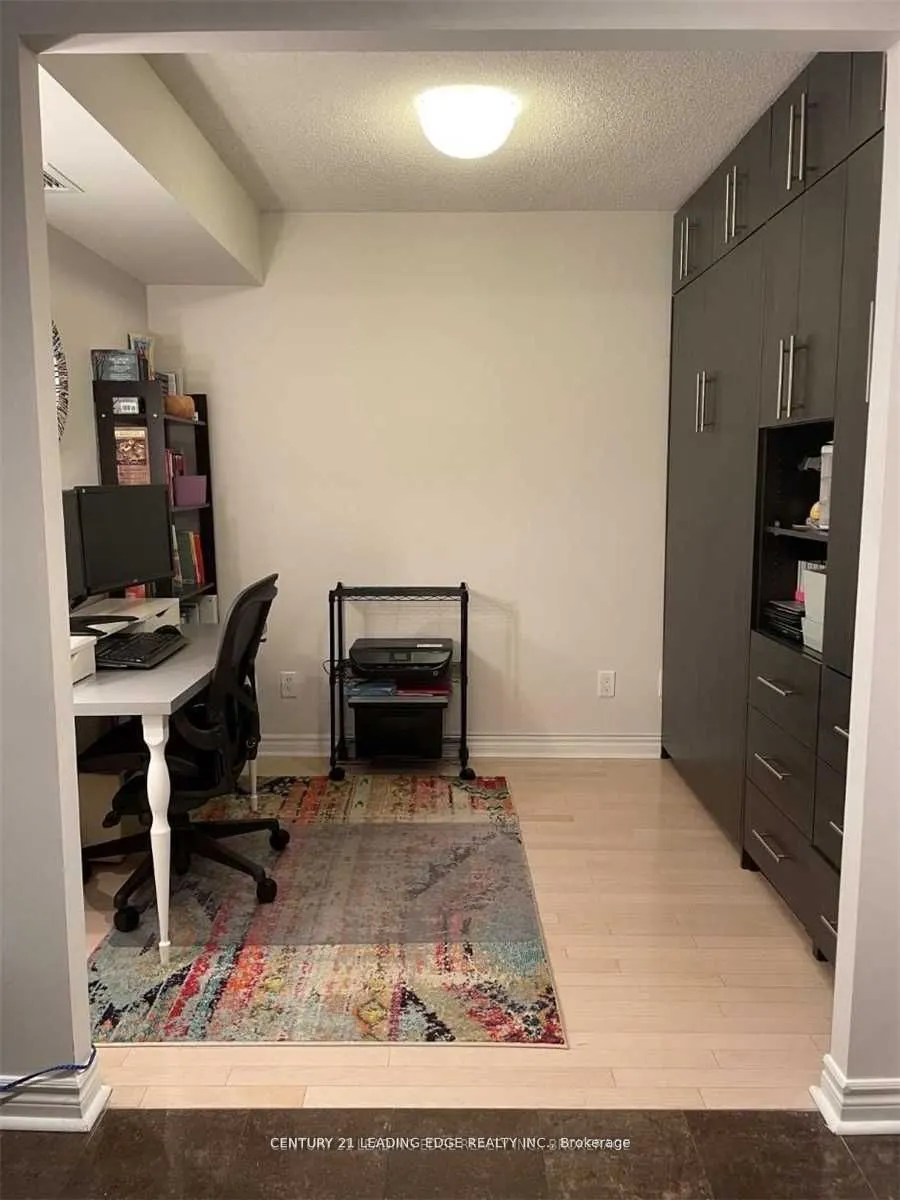 18 Kenaston Gardens, #212