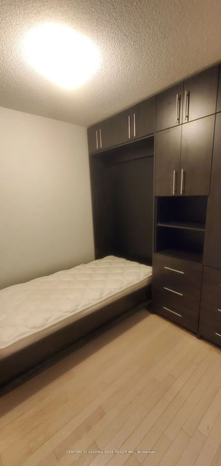 18 Kenaston Gardens, #212