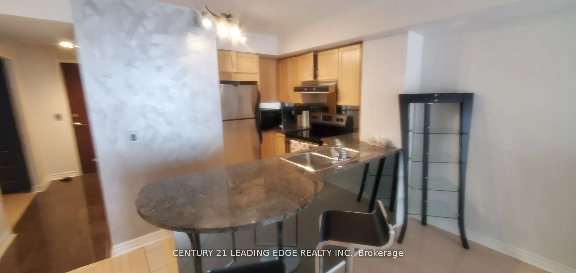 18 Kenaston Gardens, #212