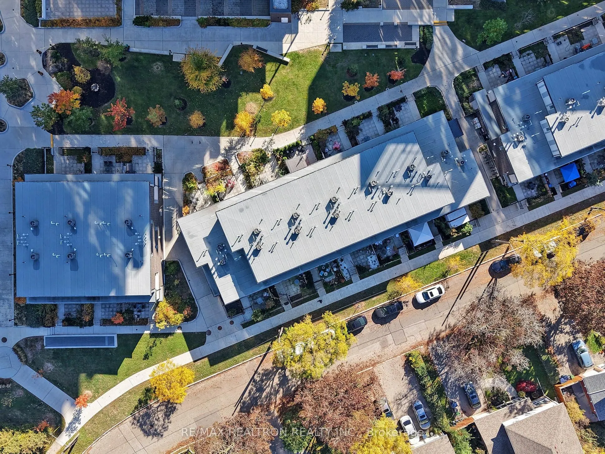 180 Fairview Mal Drive, #108