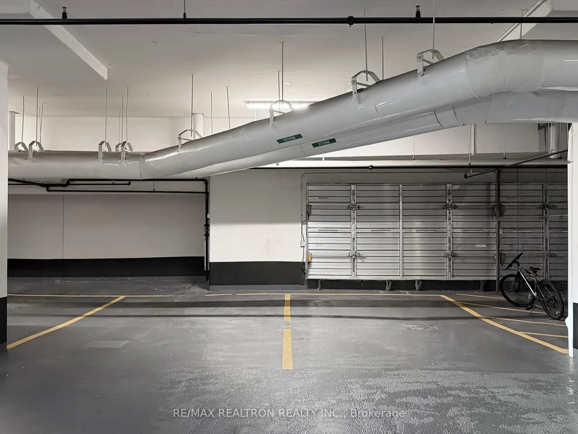 180 Fairview Mal Drive, #108